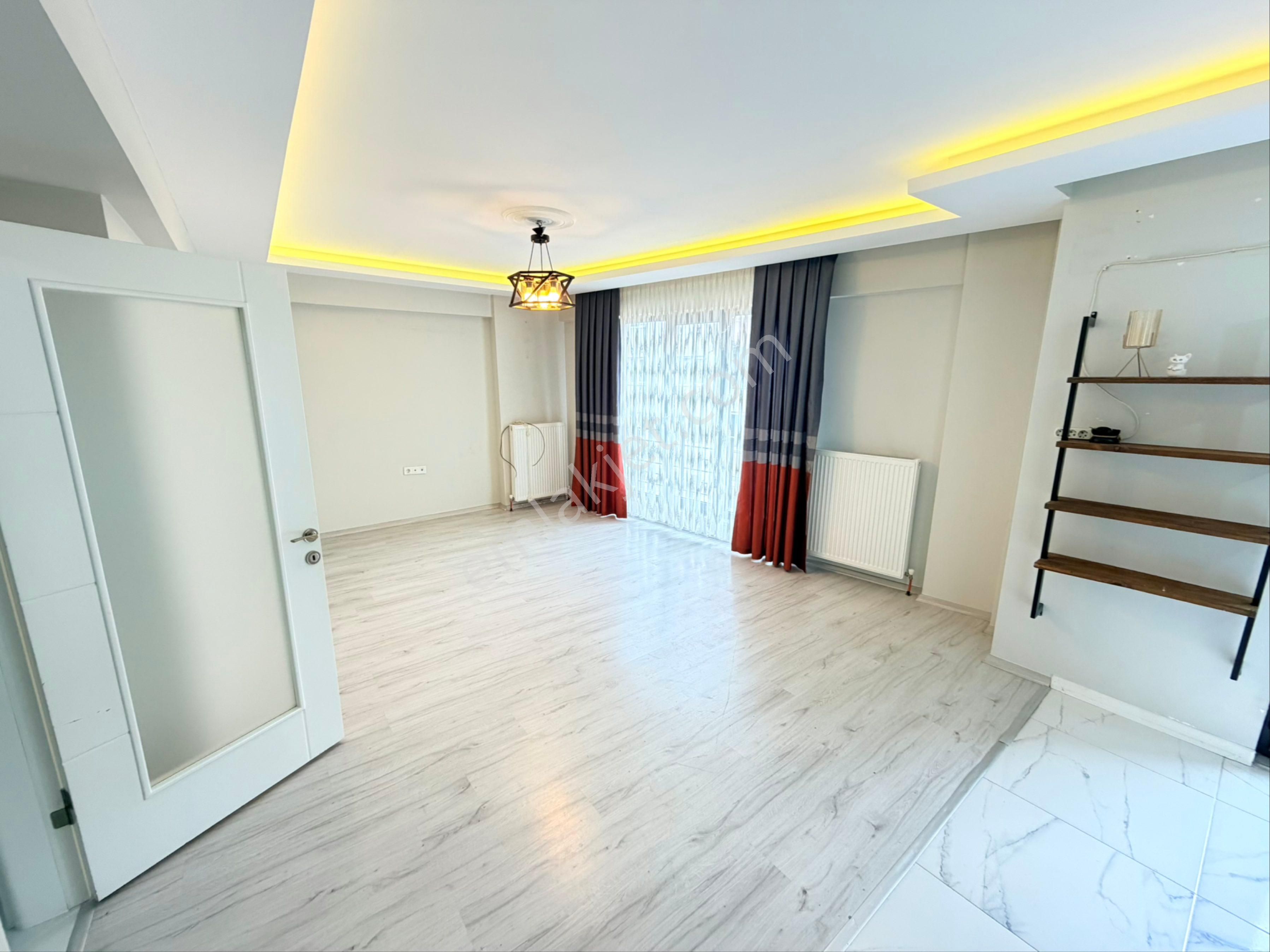 Tırpan Gayrimenkulden Ömerbey Mah.2+1 90m2 Arakat Merkezde Yeni Kiralık Daire - Görsel 5