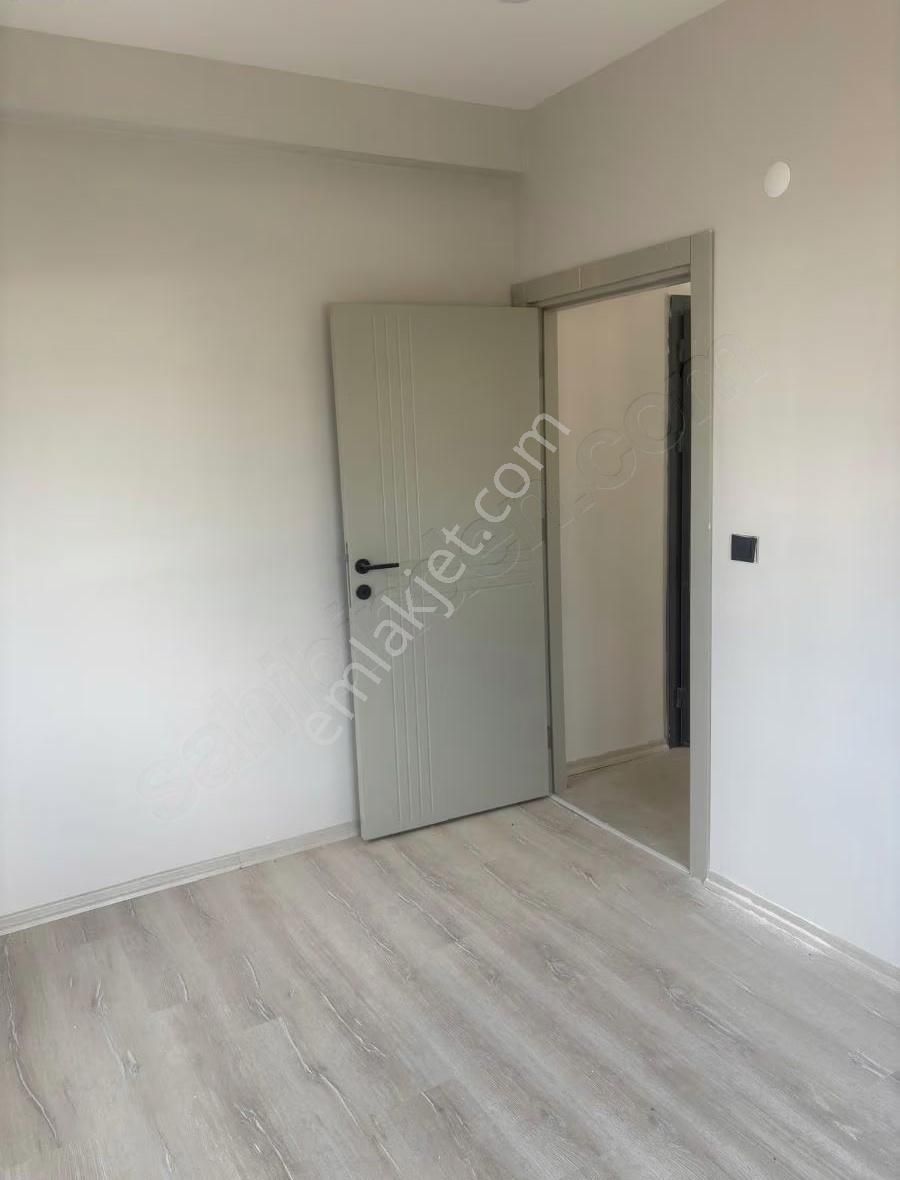 Döşemealtinda Hipodrum Yakını Satılık Sıfır 1+1 Bahçe Katı - Görsel 6