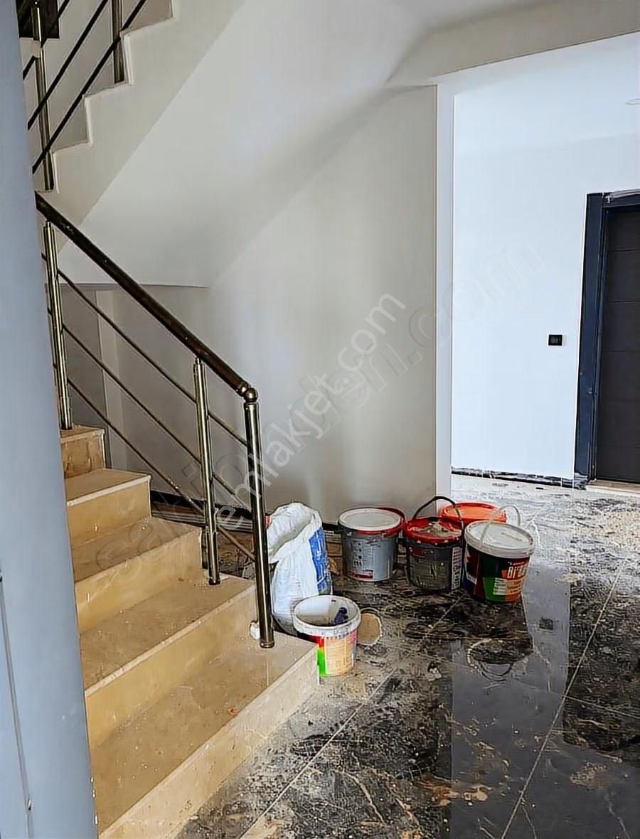 Döşemealtinda Hipodrum Yakını Satılık Sıfır 1+1 Bahçe Katı - Görsel 16