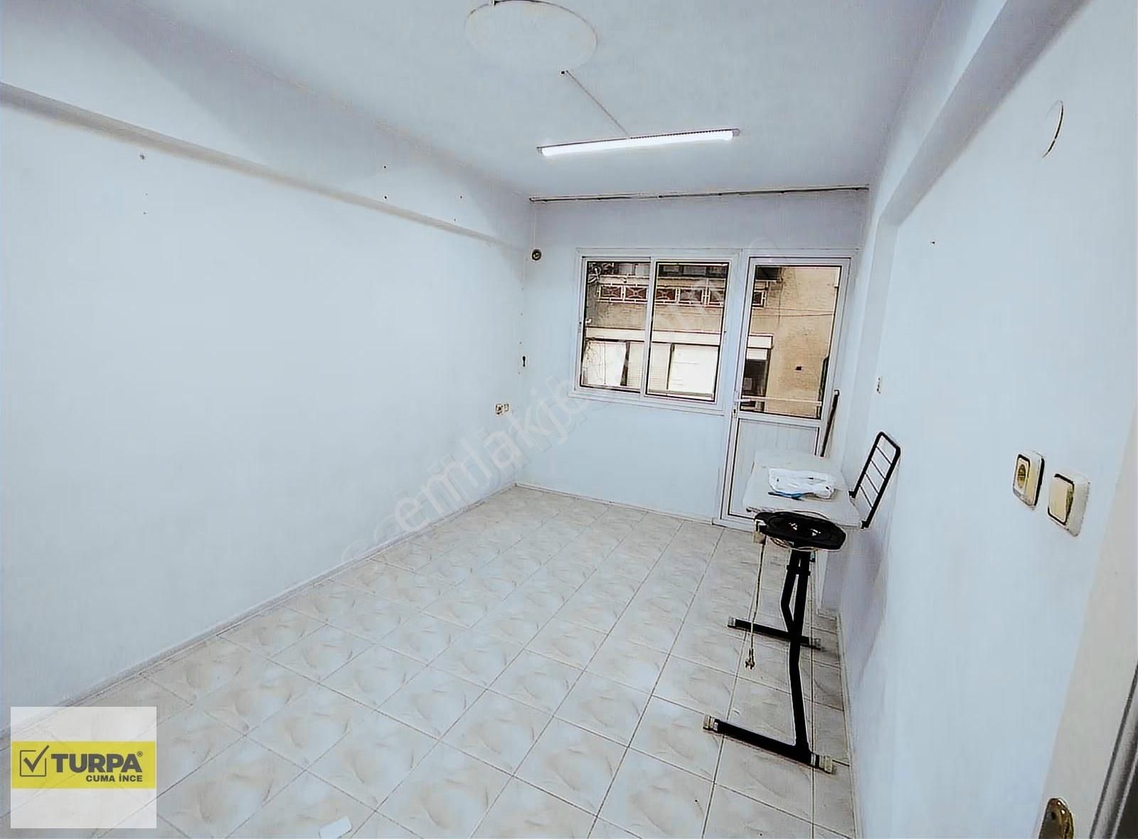 Fırat Mah. Pazaryerinin Girişinde Doğalgazlı 2+1 Geniş Daire - Görsel 19