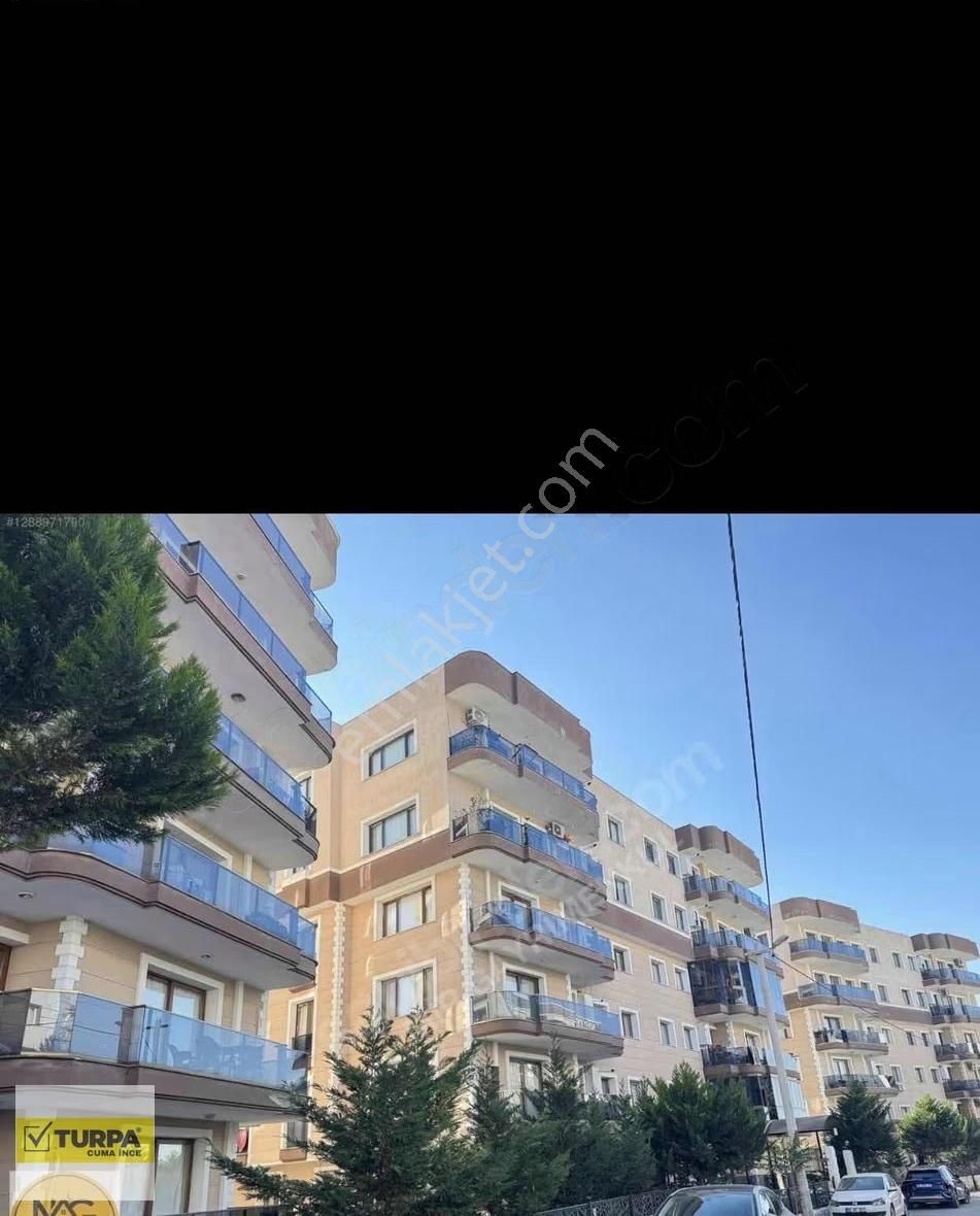 Buca Kuruçeşme'de Site İçi 3+1 Çok Geniş Daire - Görsel 12