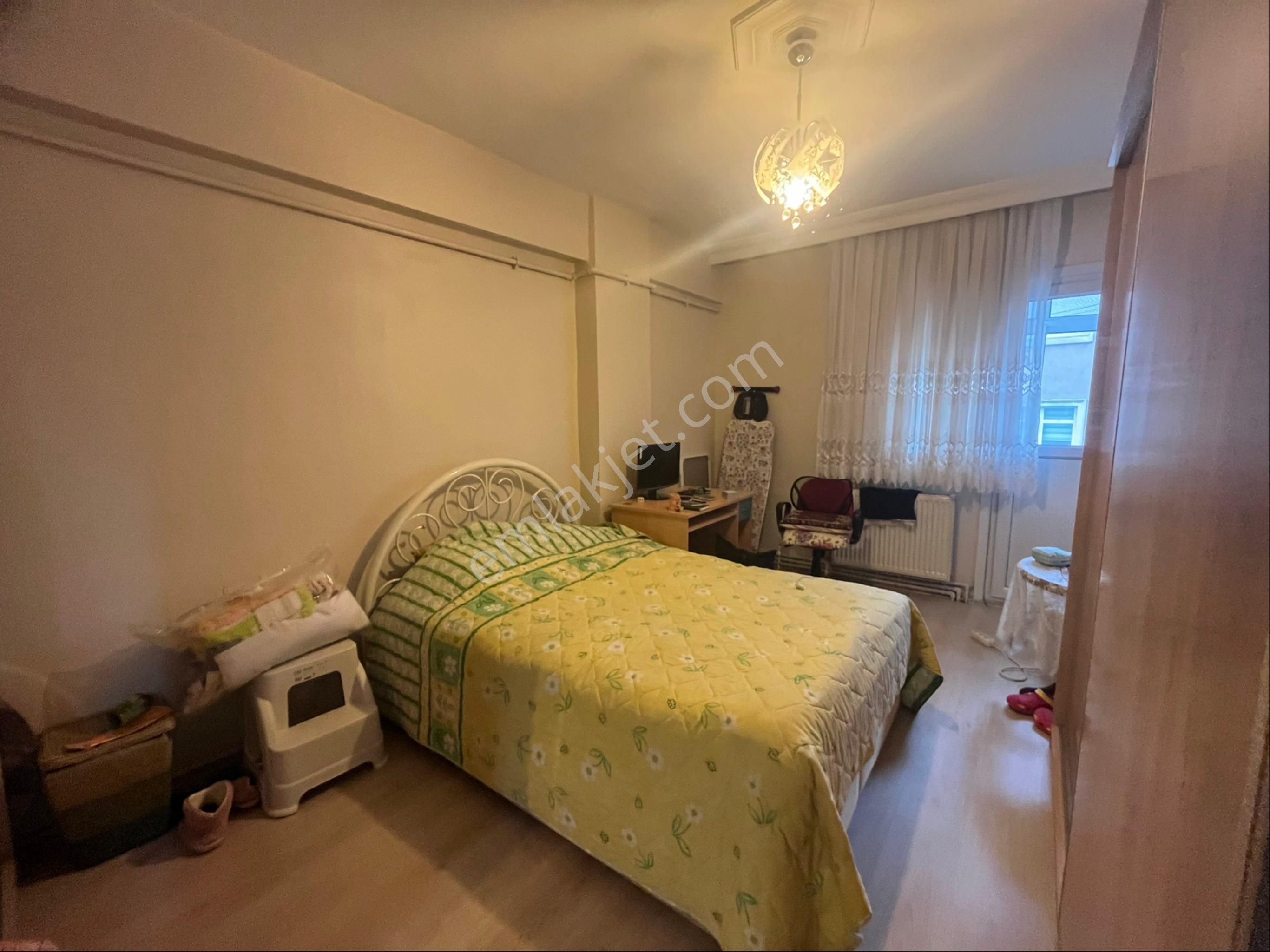 Ecem Emlaktan Kocamustafapaşa Merkezi Konumda Ara Kat 120m2 - Görsel 7