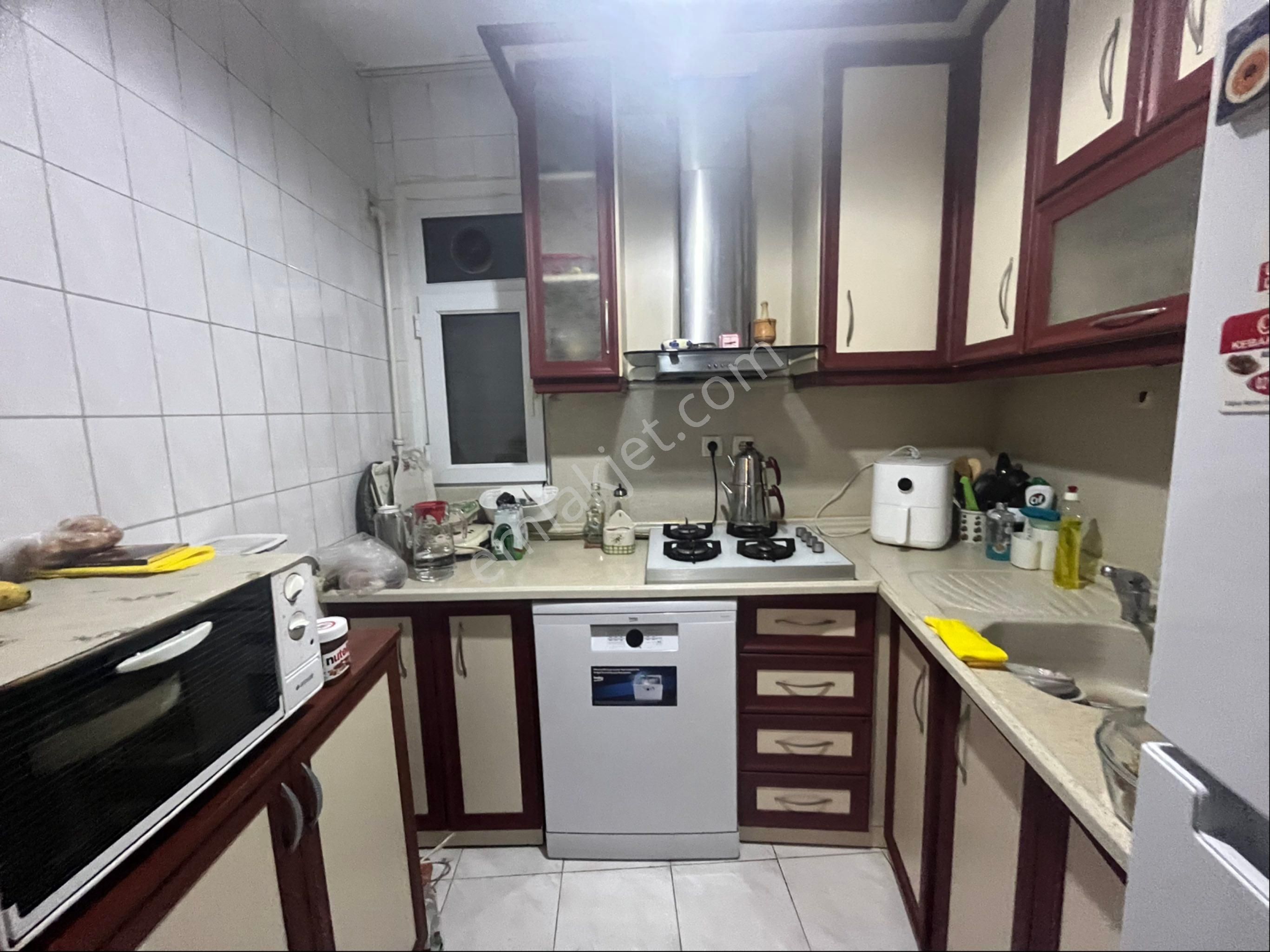 Ecem Emlaktan Kocamustafapaşa Merkezi Konumda Ara Kat 120m2 - Görsel 6