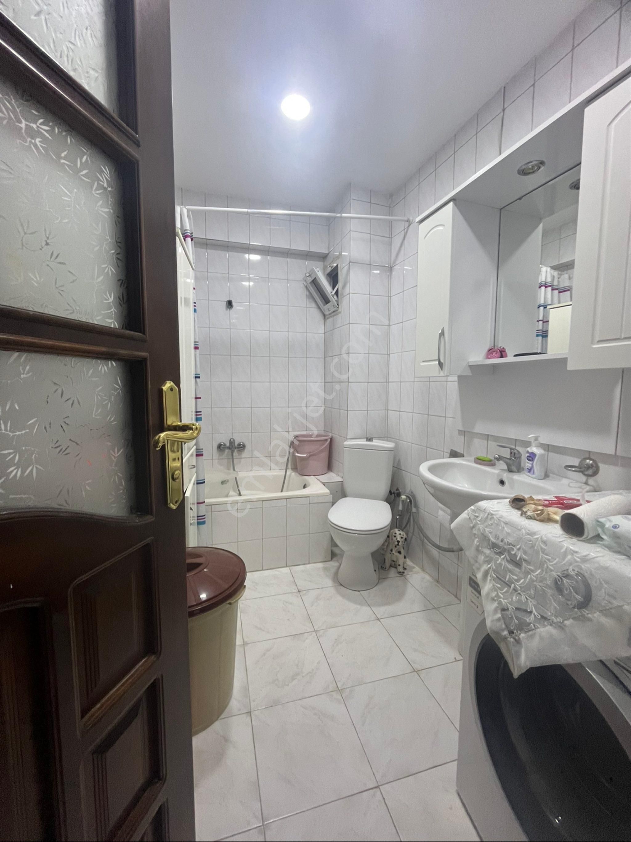 Ecem Emlaktan Kocamustafapaşa Merkezi Konumda Ara Kat 120m2 - Görsel 15