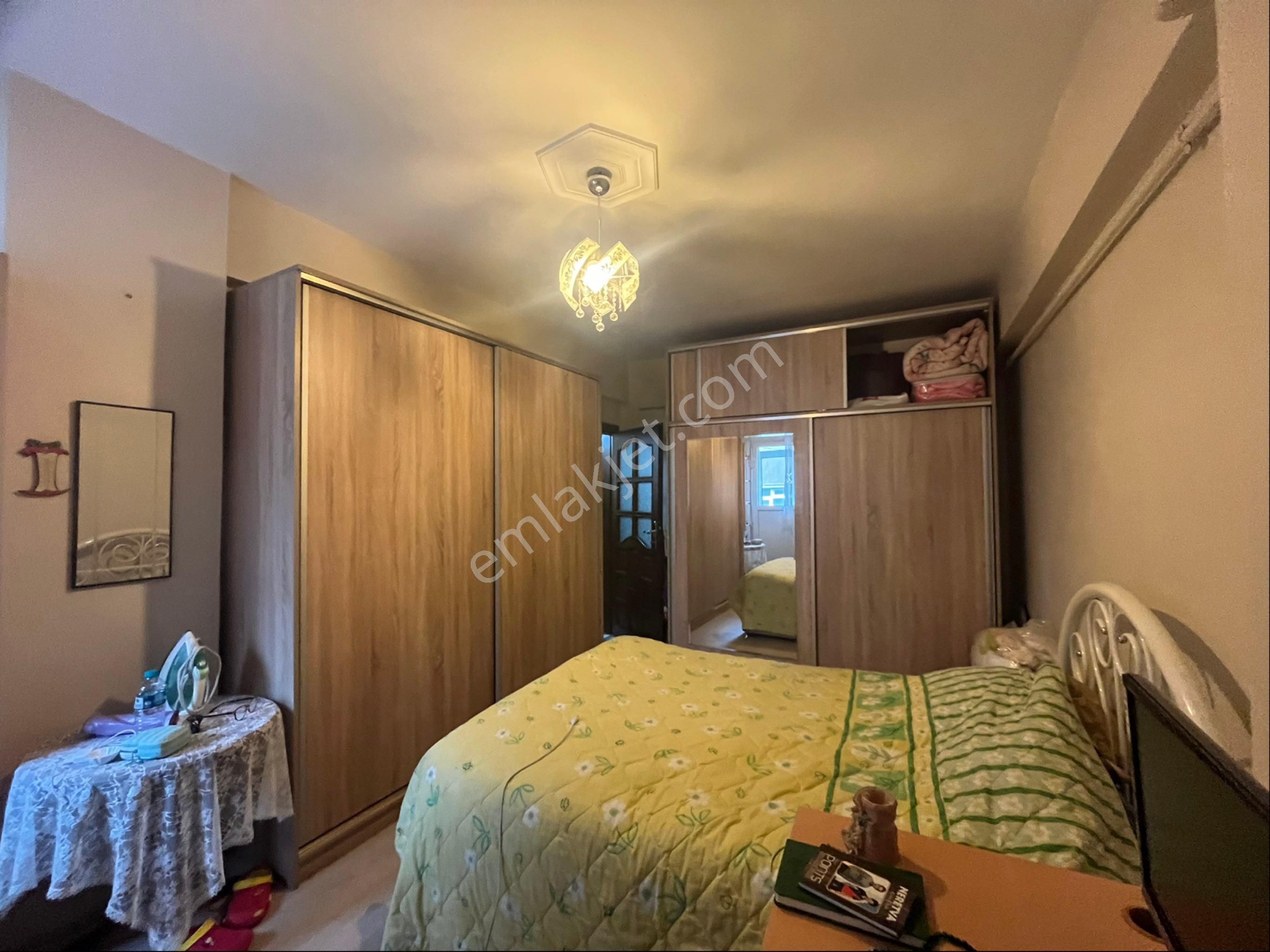 Ecem Emlaktan Kocamustafapaşa Merkezi Konumda Ara Kat 120m2 - Görsel 8