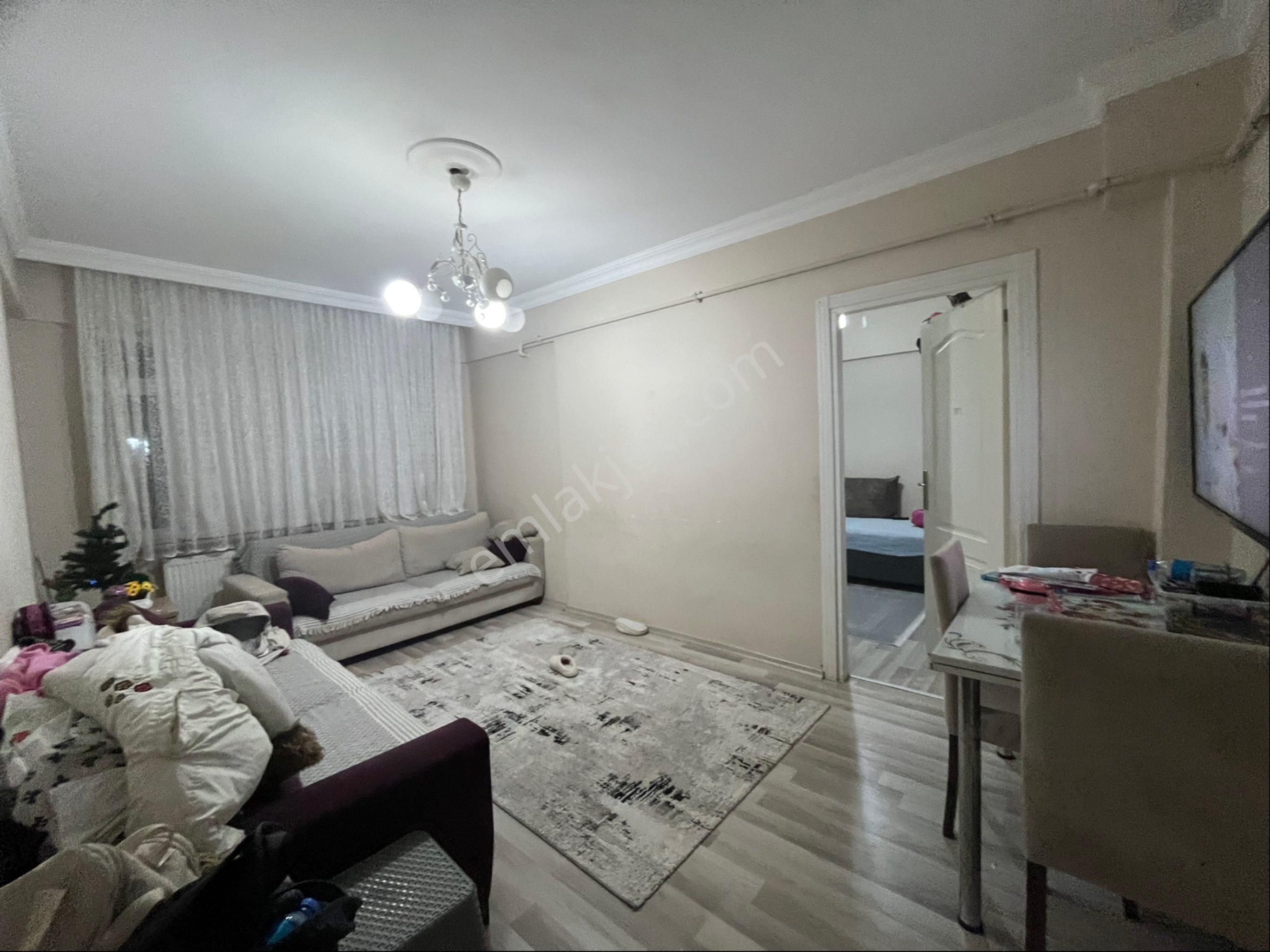 Ecem Emlaktan Kocamustafapaşa Alifakihte Yüksek Giriş Katı 75m2 - Görsel 3