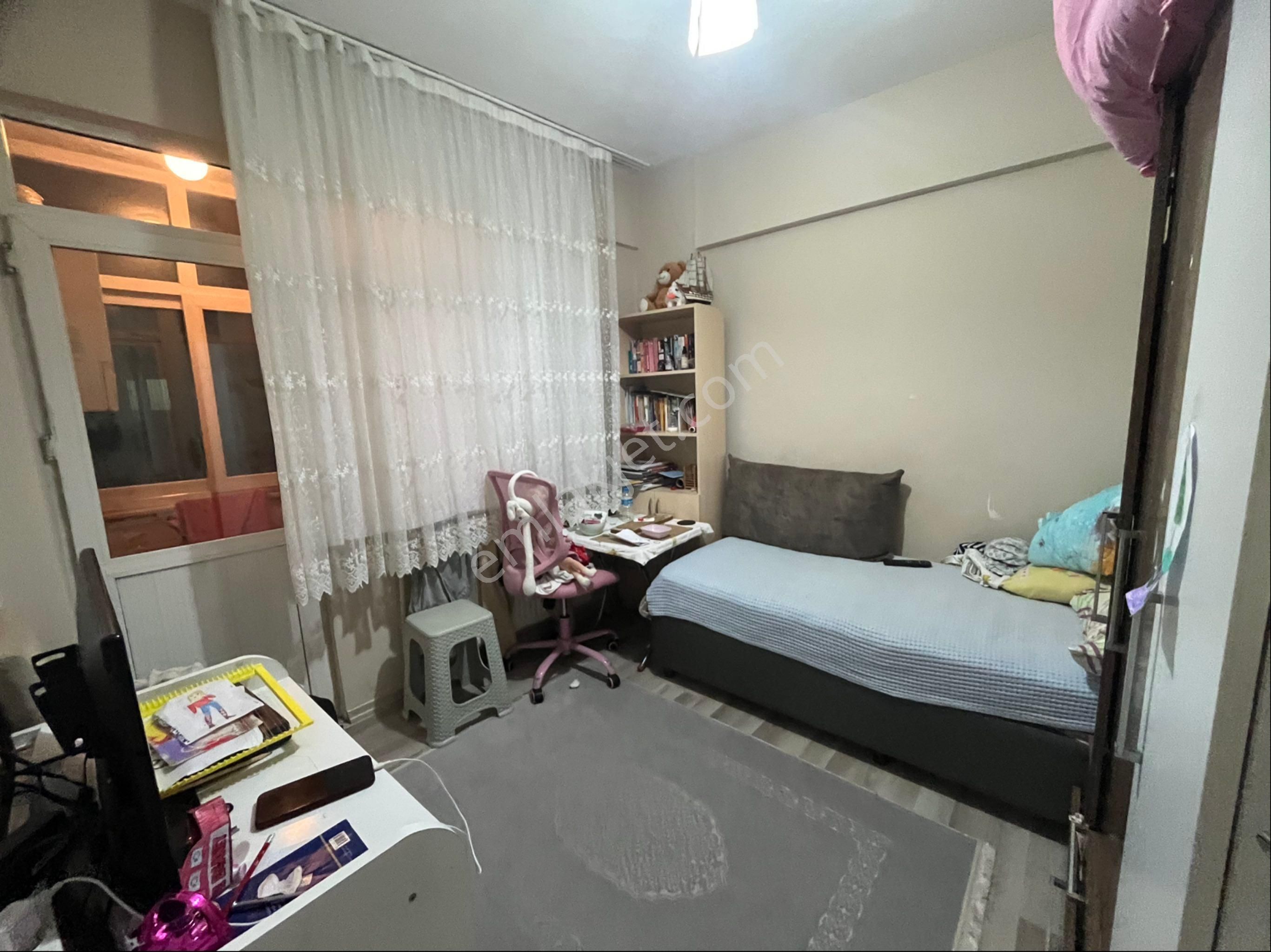 Ecem Emlaktan Kocamustafapaşa Alifakihte Yüksek Giriş Katı 75m2 - Görsel 4