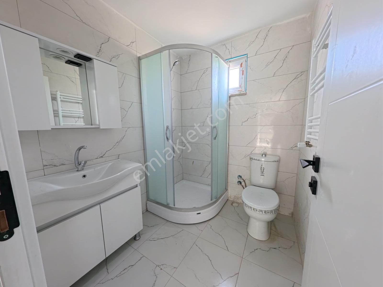 Atatürk Mah.yeni Yapılan Hasteneye Komşu 4+1 Sıfır Üst Dubleks - Görsel 5