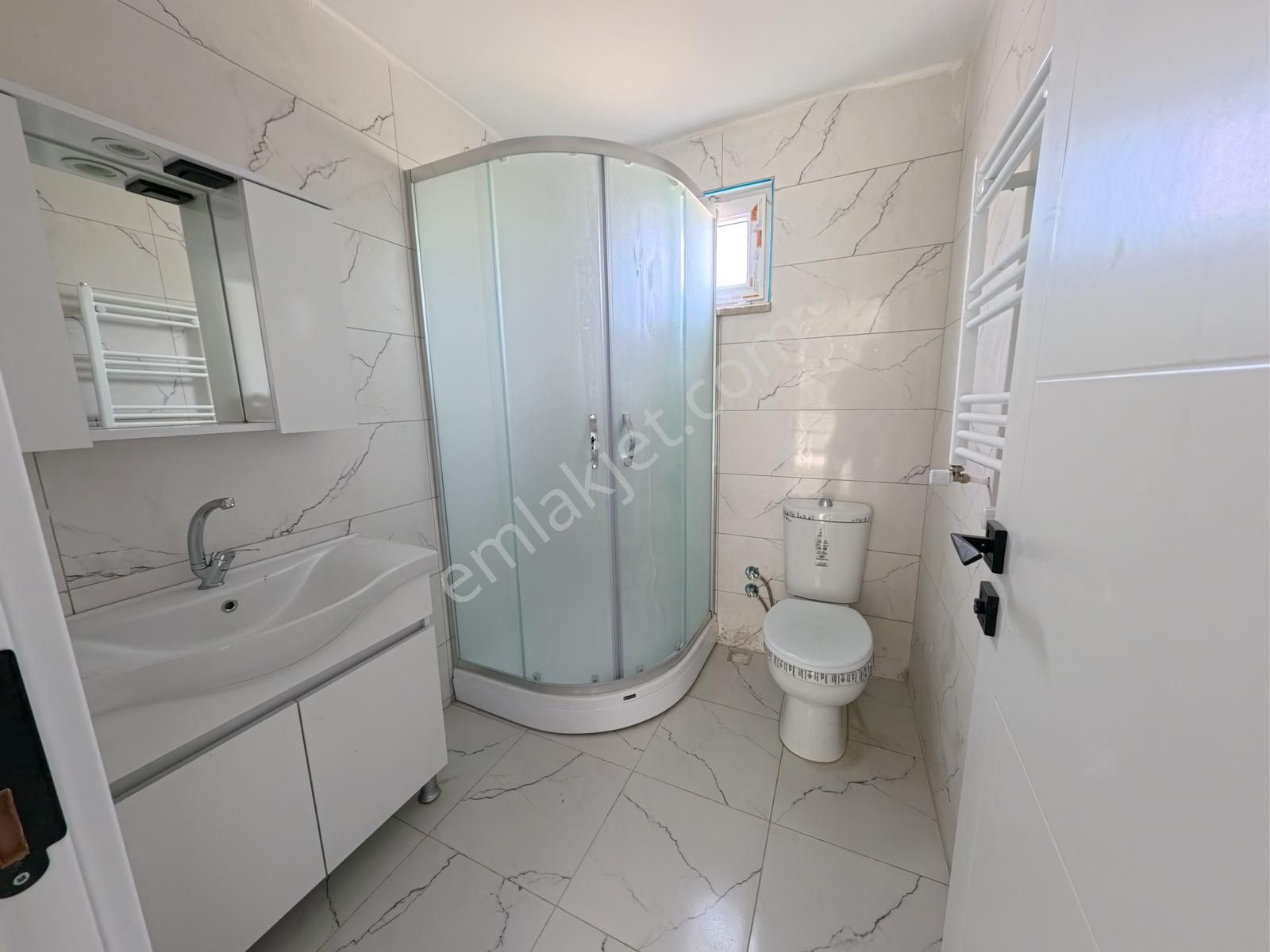 Atatürk Mah.yeni Yapılan Hasteneye Komşu 4+1 Sıfır Üst Dubleks - Görsel 15