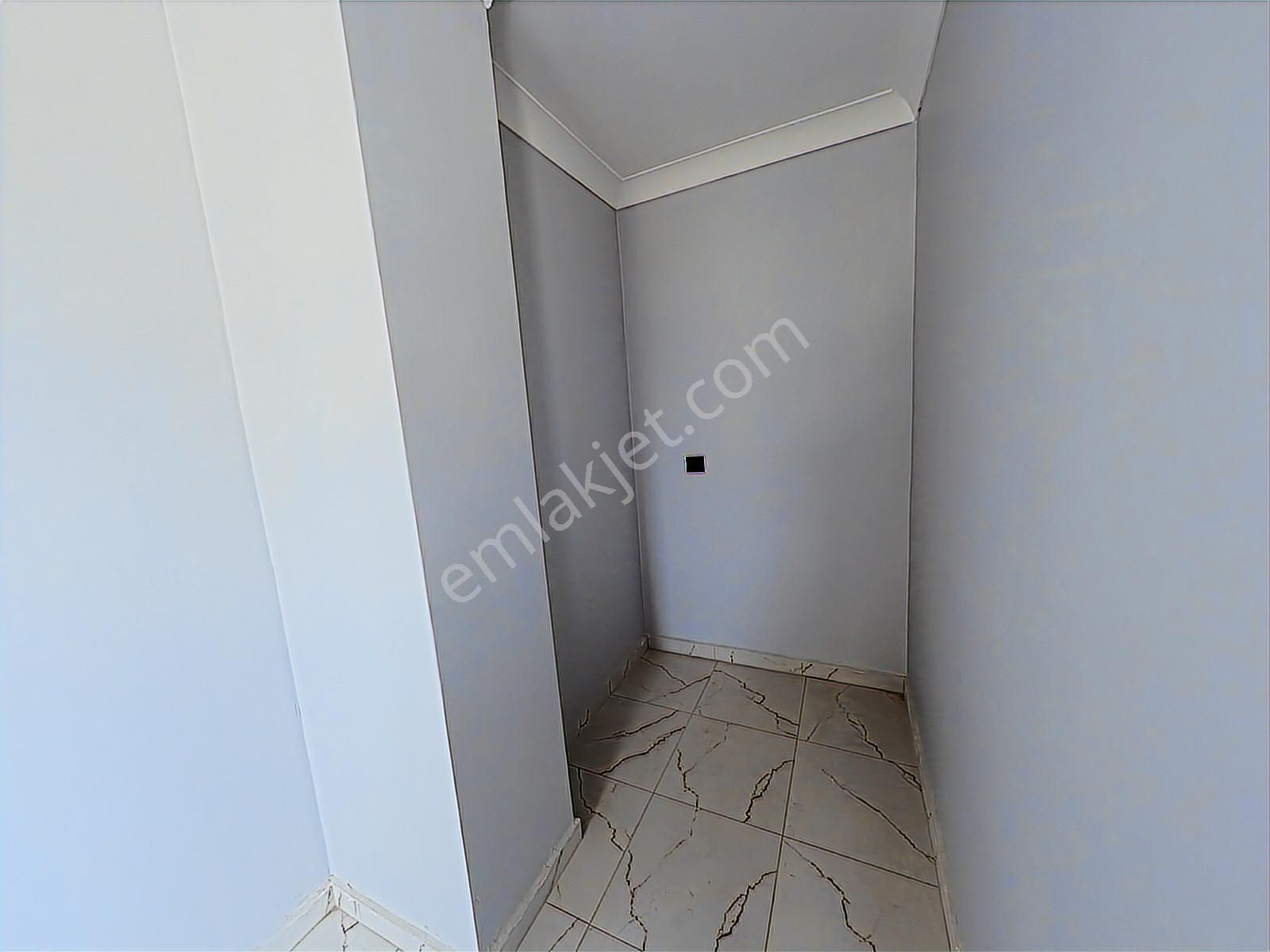 Atatürk Mah.yeni Yapılan Hasteneye Komşu 4+1 Sıfır Üst Dubleks - Görsel 3