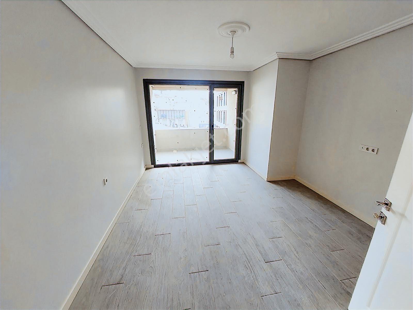 Üsküdar Merkeze Yakın Arakat Tripleks 2+1 - Görsel 7