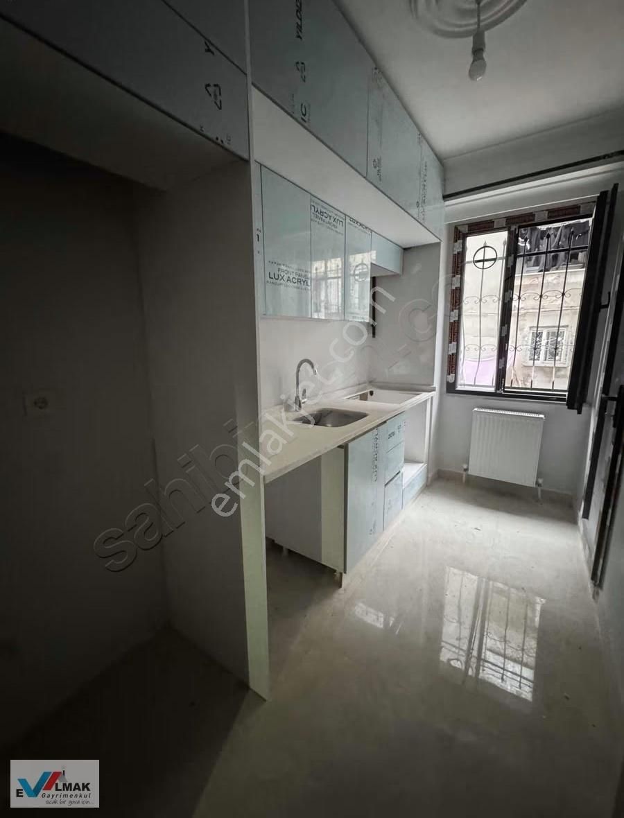 Evalmak'tan Kanarya Mah.de Satılık 1+1 Y.giriş Daire - Görsel 9