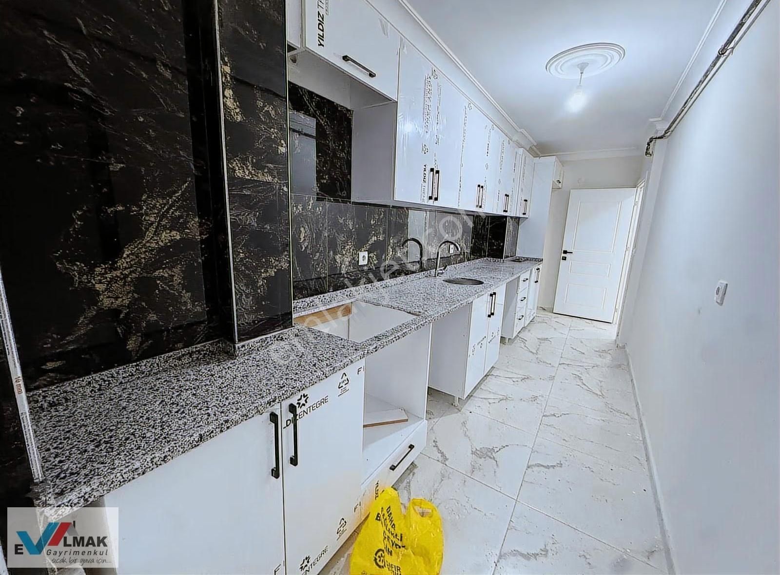 Evalmak'tan Halkalı Merkez Mah.de Satılık 2+1 Arakat Daire - Görsel 6