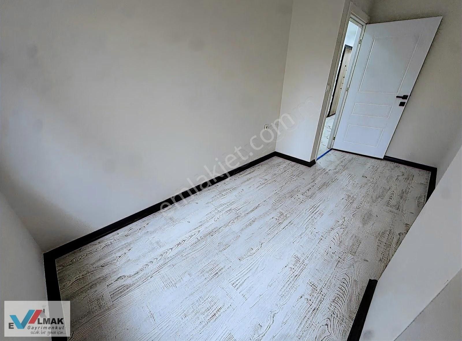 Evalmak'tan Halkalı Merkez Mah.de Satılık 2+1 Arakat Daire - Görsel 4
