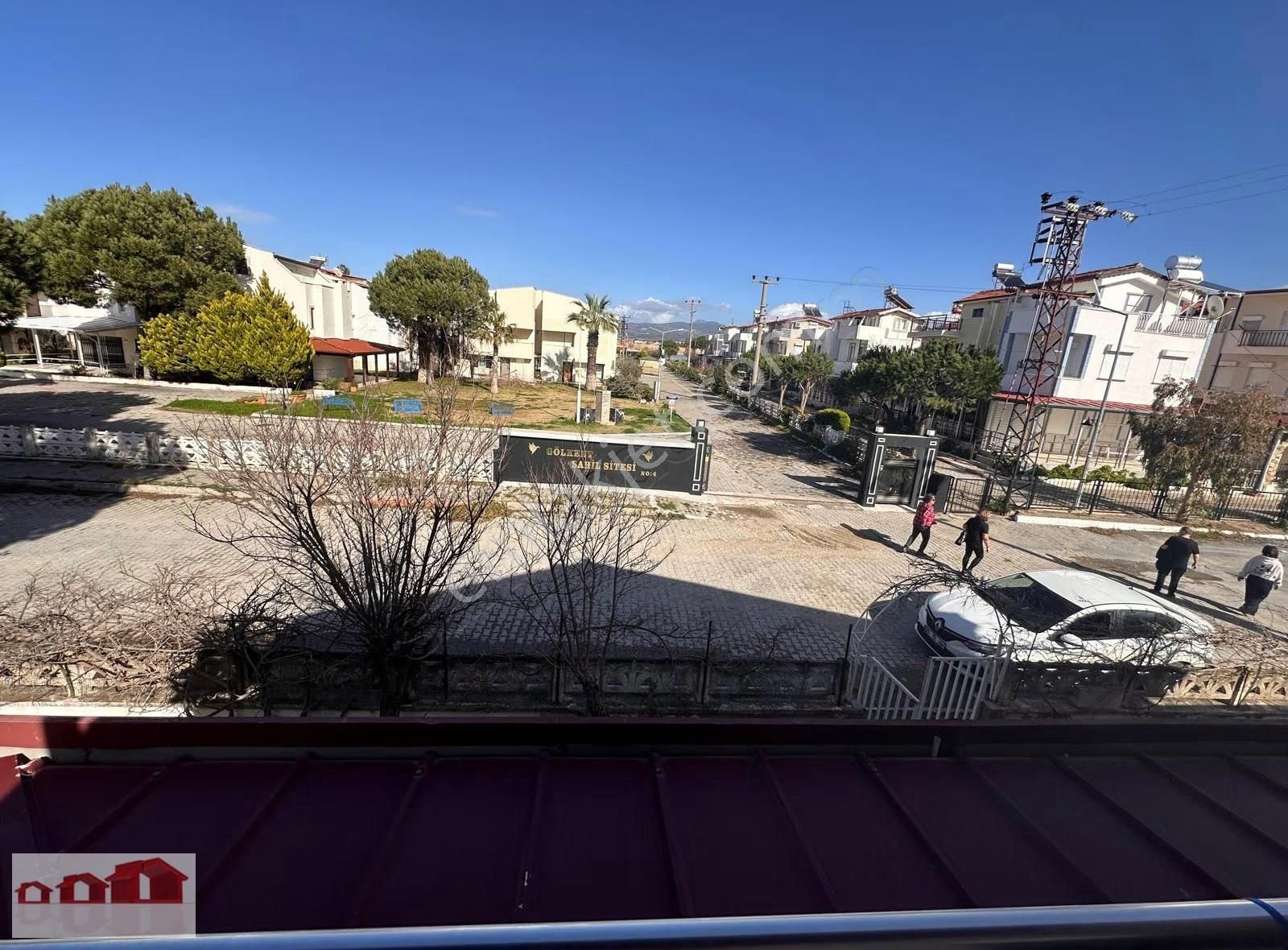 Kuşadası Güzelçamlıda Ecz. Sitesinde Denize 50 M. Köşe Villa - Görsel 15