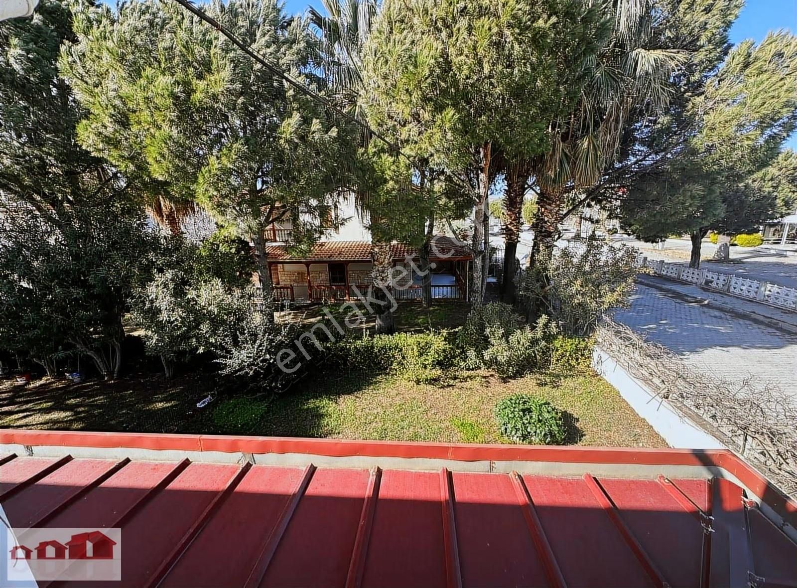 Kuşadası Güzelçamlıda Ecz. Sitesinde Denize 50 M. Köşe Villa - Görsel 22