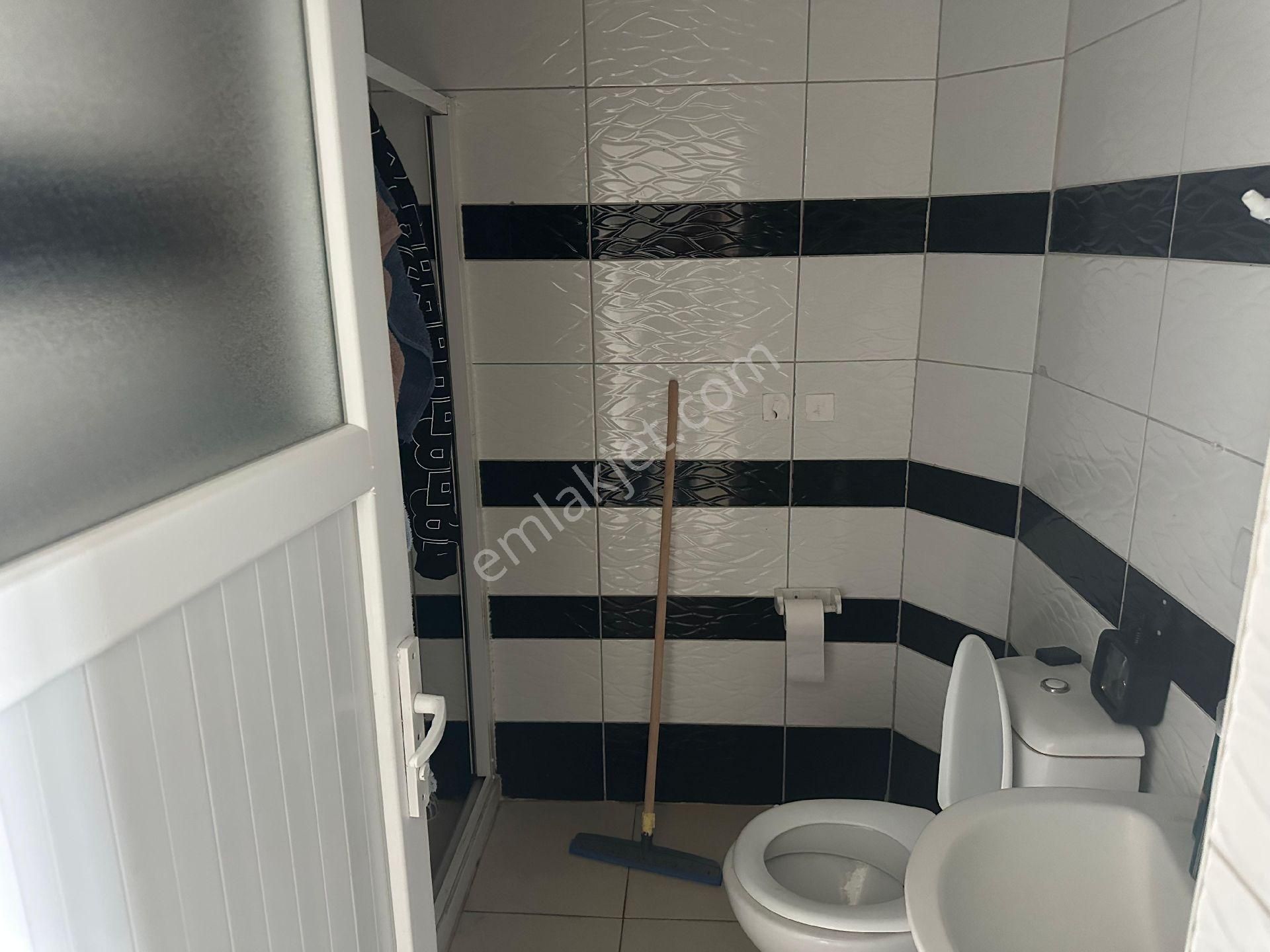 Merkezi Konumda 1+1 Eşyalı Satılık Daire - Görsel 12