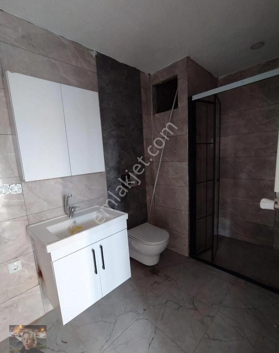 Büşra Gayrimenkulden Site İçinde Satılık Sıfır Daire 2+1 Kat 4 Balkonlu 87m2 Açık Kapılı Otoparklı - Görsel 4