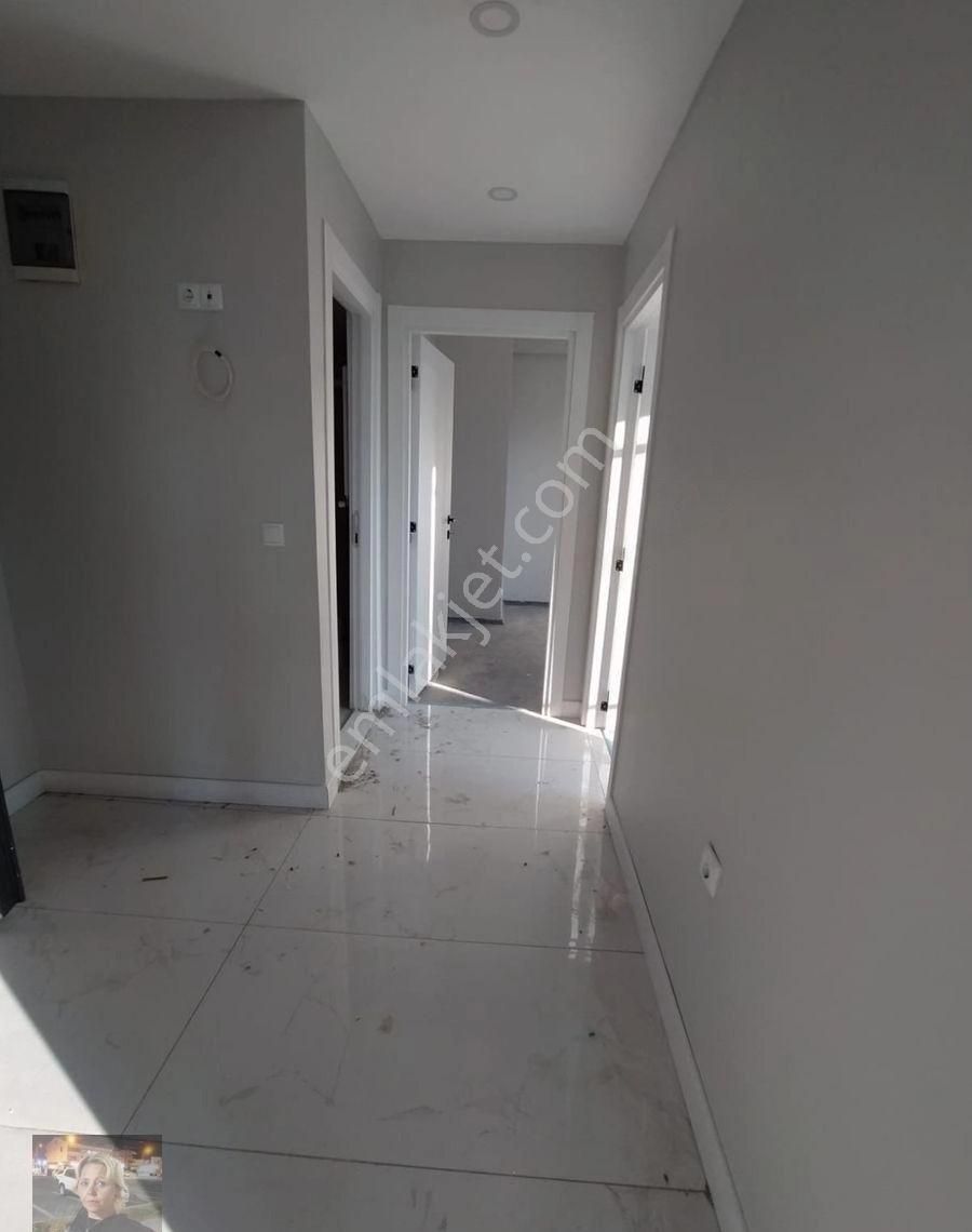 Büşra Gayrimenkulden Site İçinde Satılık Sıfır Daire 2+1 Kat 4 Balkonlu 87m2 Açık Kapılı Otoparklı - Görsel 3