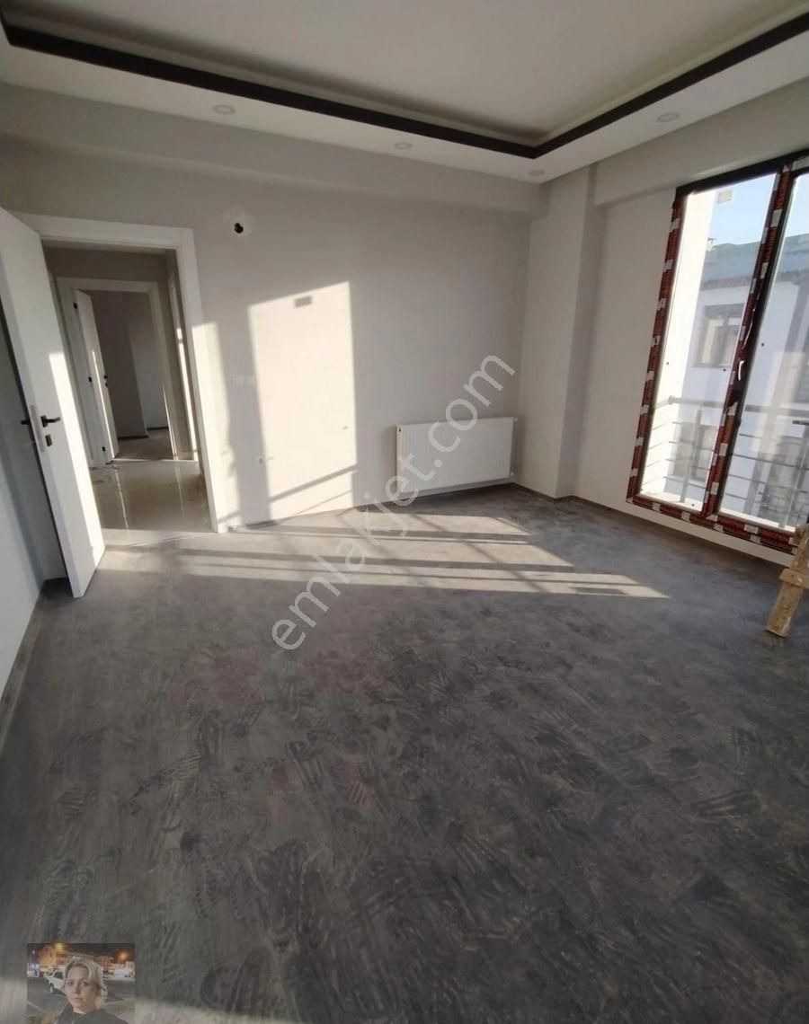 Büşra Gayrimenkulden Site İçinde Satılık Sıfır Daire 2+1 Kat 4 Balkonlu 87m2 Açık Kapılı Otoparklı - Görsel 5