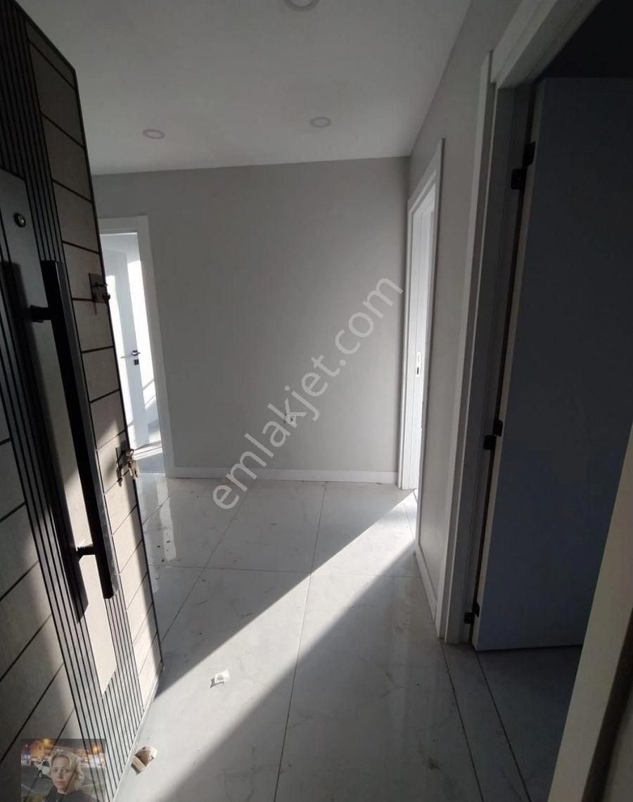 Büşra Gayrimenkulden Site İçinde Satılık Sıfır Daire 2+1 Kat 4 Balkonlu 87m2 Açık Kapılı Otoparklı - Görsel 11