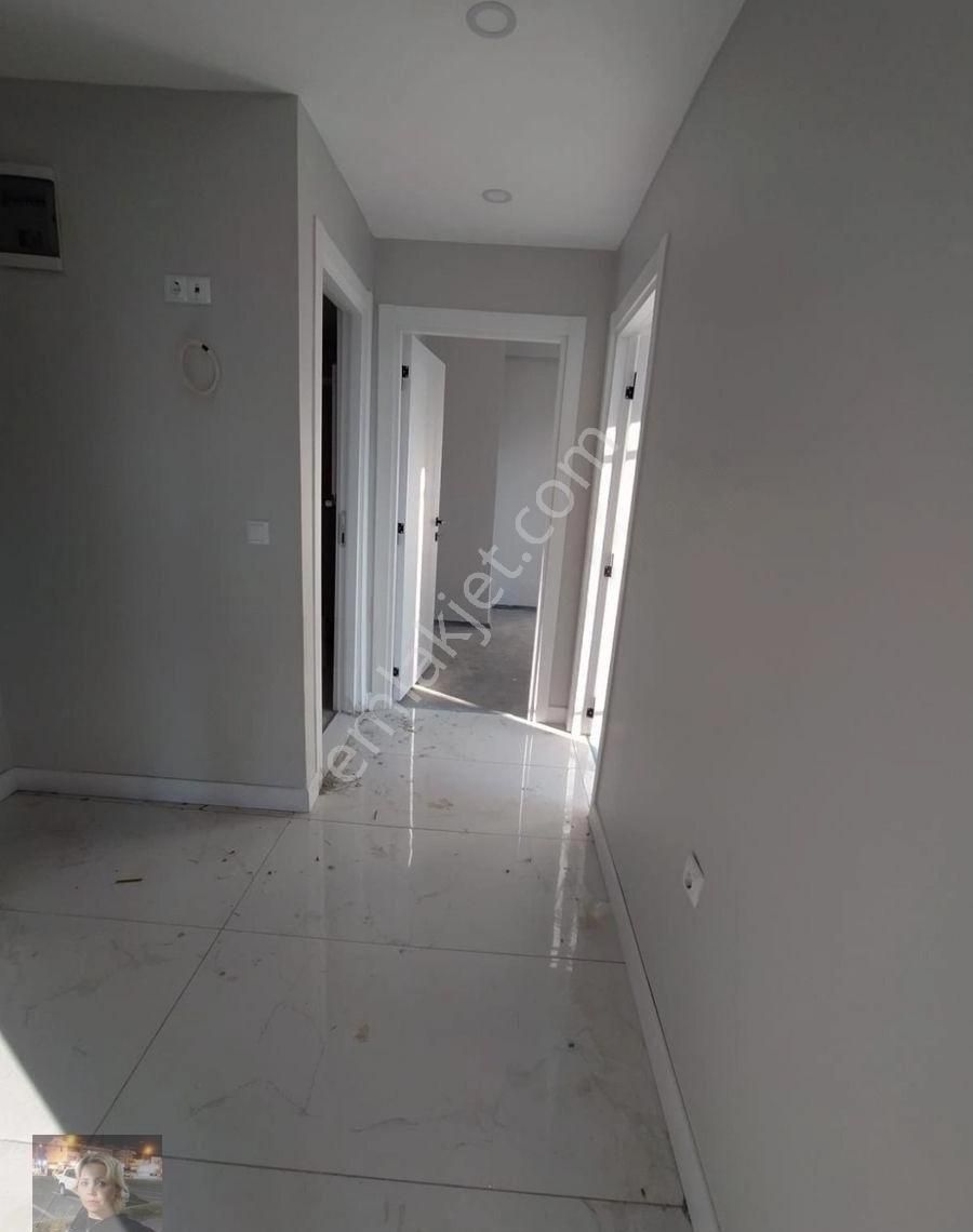 Büşra Gayrimenkulden Site İçinde Satılık Sıfır Daire 2+1 Kat 4 Balkonlu 87m2 Açık Kapılı Otoparklı - Görsel 2