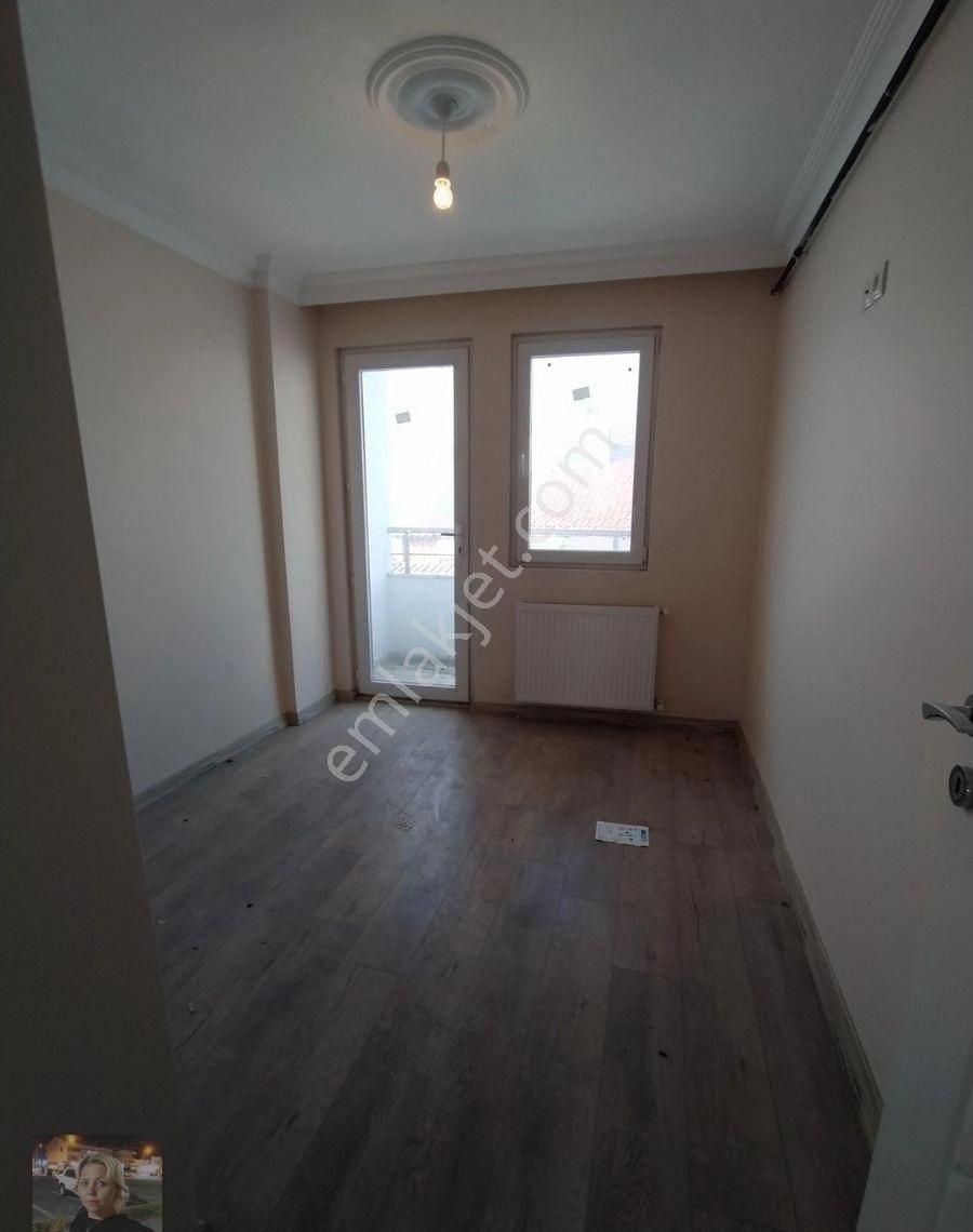 Büşra Gayrimenkulden Çarşı Merkezde Satılık Dublex Daire 4+1 Kat 5 Asansörlü İskanlı Kat Mülkiyetli - Görsel 6