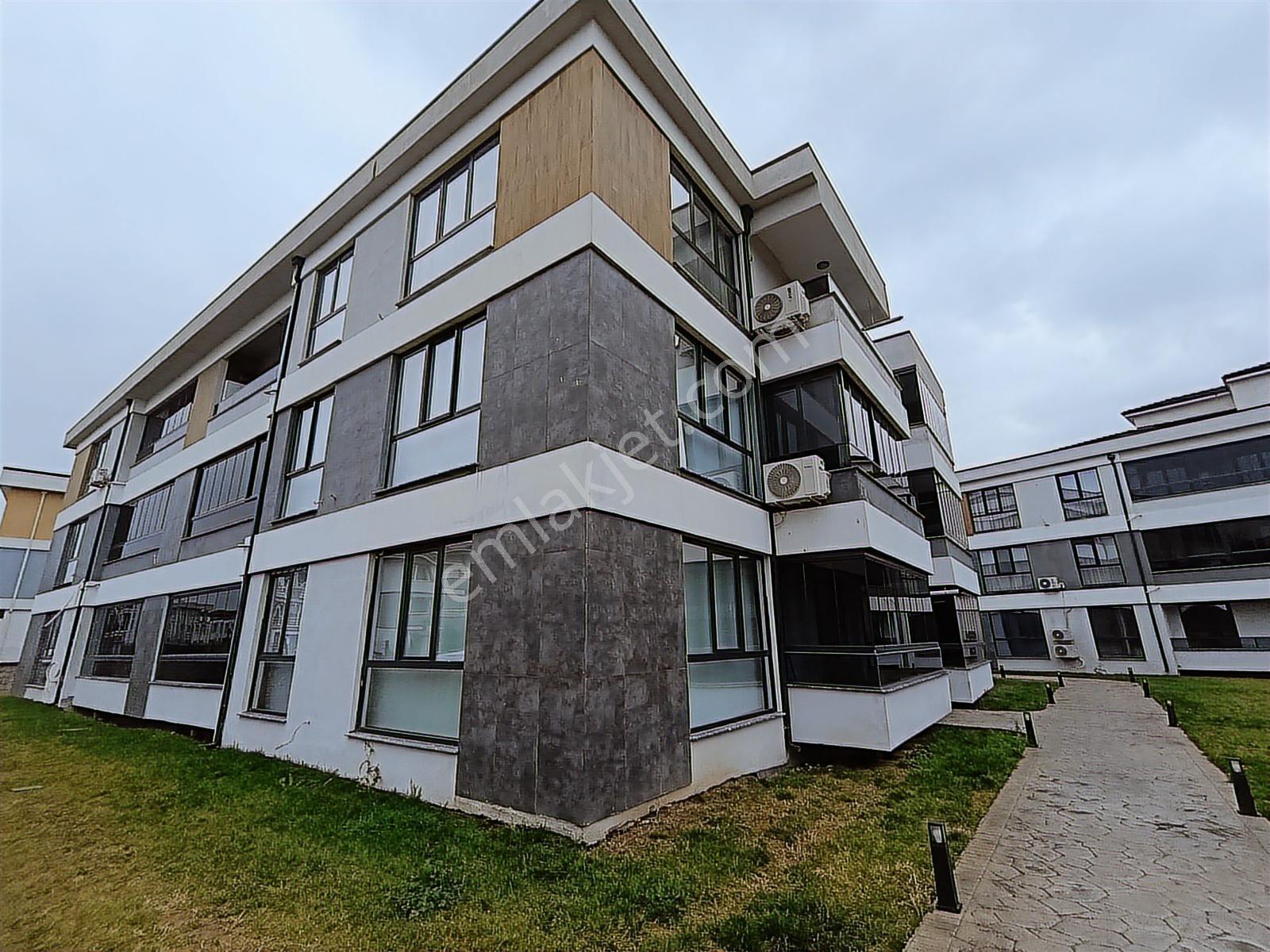 Acil Serdivanda Site İçi Lüks 3+1 Geniş Balkonlu Ebeveyn Banyolu - Görsel 36
