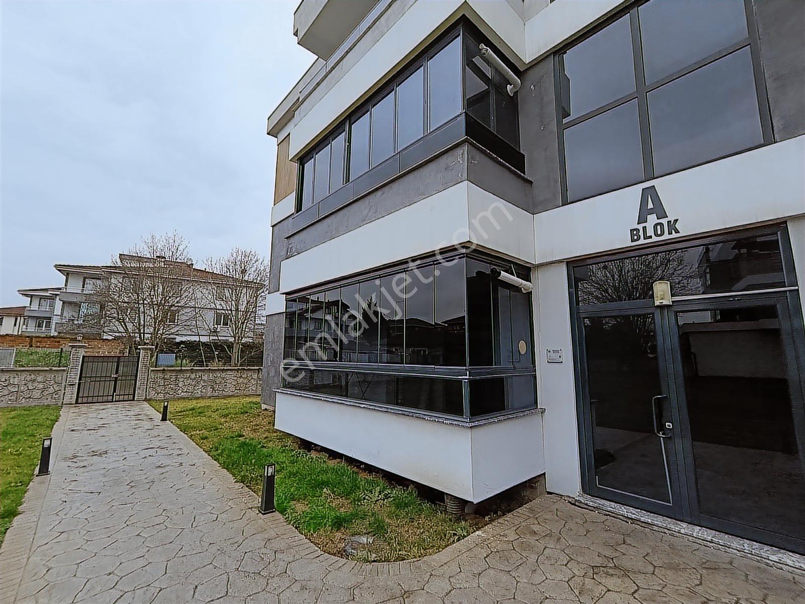 Acil Serdivanda Site İçi Lüks 3+1 Geniş Balkonlu Ebeveyn Banyolu - Görsel 12