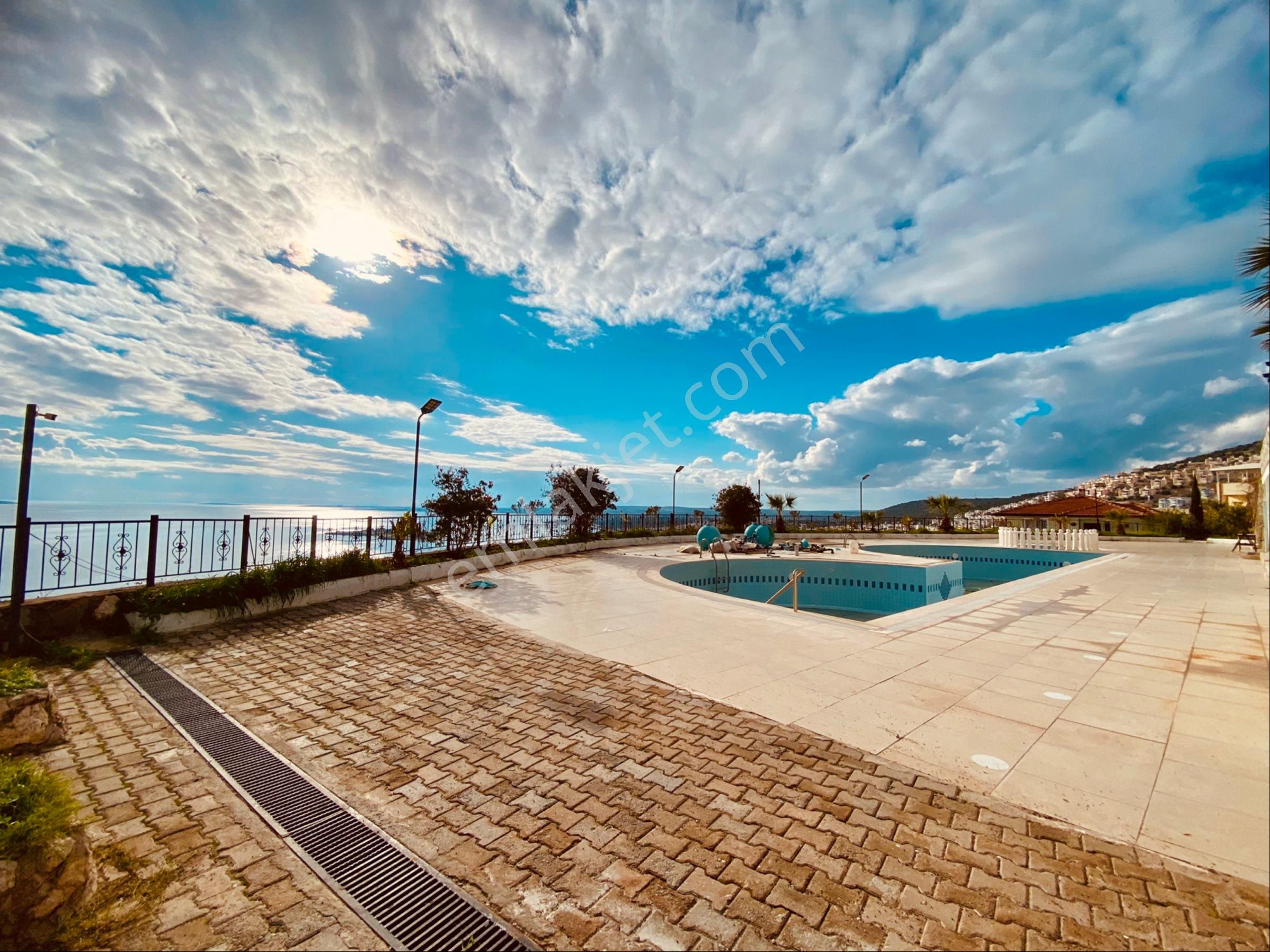 Didim Akbük'te Deniz Manzaralı Eşyalı Satılık 2+1 Dubleks Daire - Görsel 4