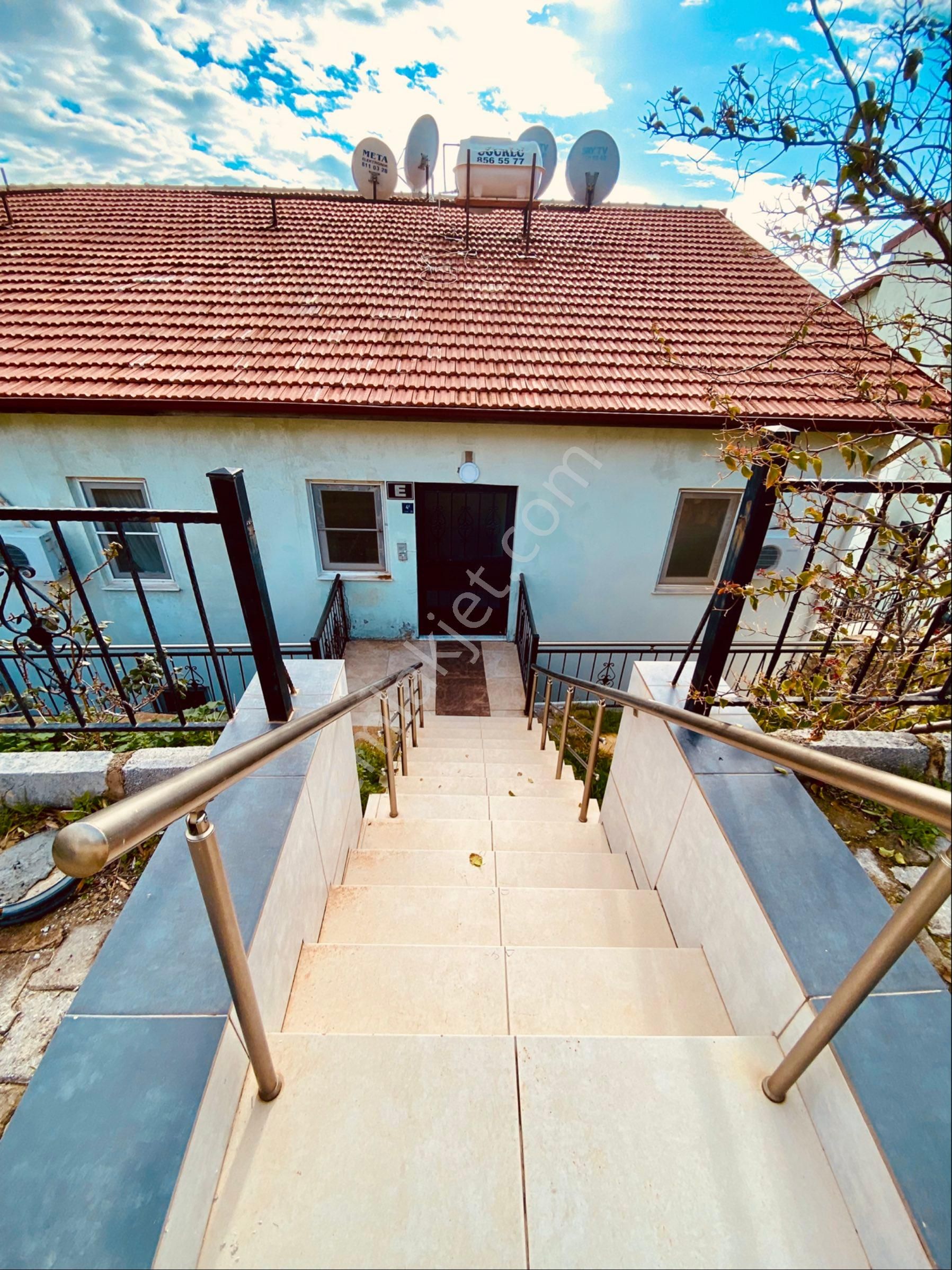 Didim Akbük'te Deniz Manzaralı Eşyalı Satılık 2+1 Dubleks Daire - Görsel 9