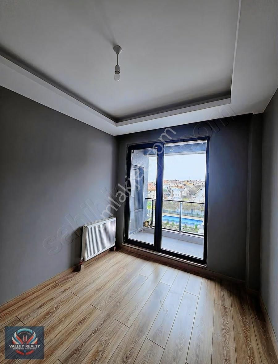 Valley'den Zafer Mahallesinde Havuz Cepheli 1+1 Kiralık Daire! - Görsel 9