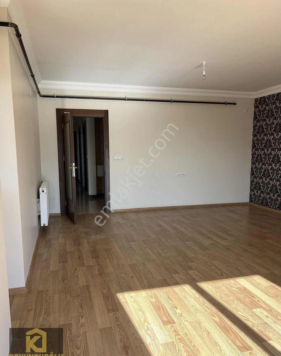 Koyuncuoğlu'ndan Rezidans'da Kiralık 4+1 - Görsel 4