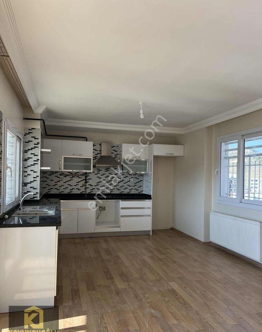 Koyuncuoğlu'ndan Rezidans'da Kiralık 4+1 - Görsel 19