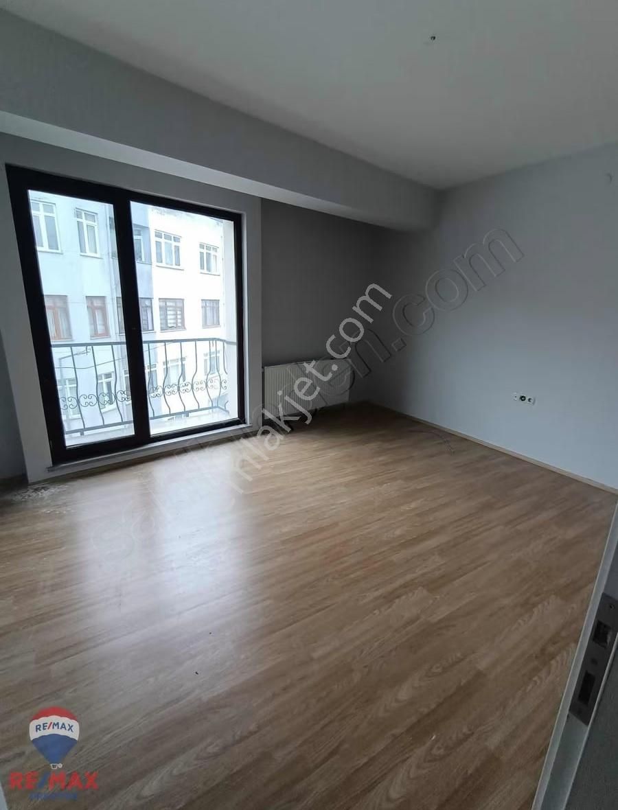 Biga Gazikemal Mahallesi'nde Kiralık Dubleks 2+1 - Görsel 24