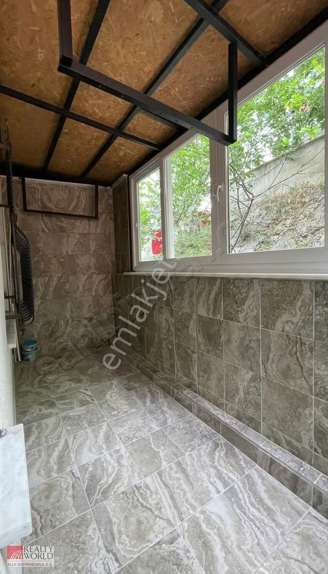 Atlas Üni. Ve İett Otobüs Son Duragına Komşu 2+1 Kiralık Daire - Görsel 10