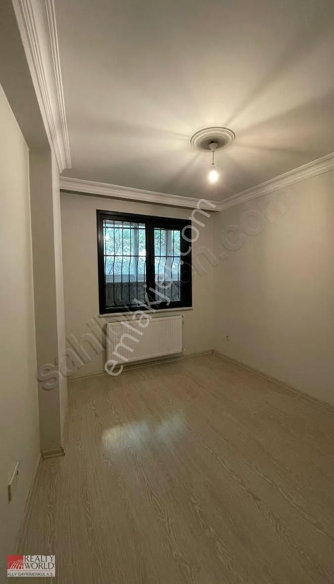 Atlas Üni. Ve İett Otobüs Son Duragına Komşu 2+1 Kiralık Daire - Görsel 11