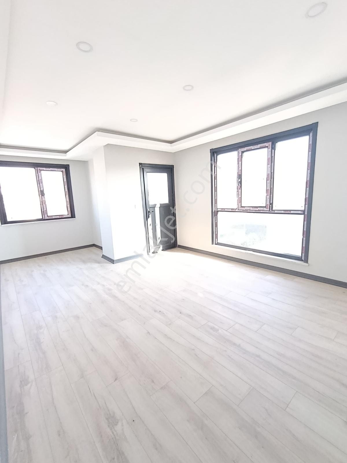 Satılık 2+1 85 M2 Ara Kat Sultanbeyli Mimar Sinan Mahallesi
