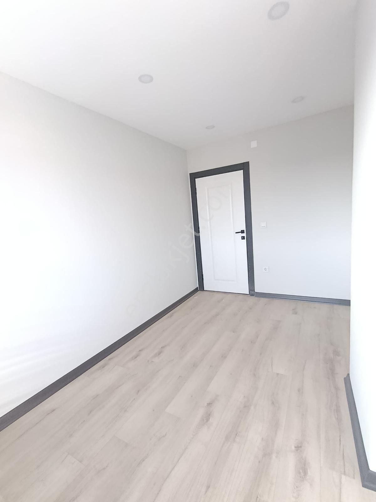 Satılık 2+1 85 M2 Ara Kat Sultanbeyli Mimar Sinan Mahallesi - Görsel 14