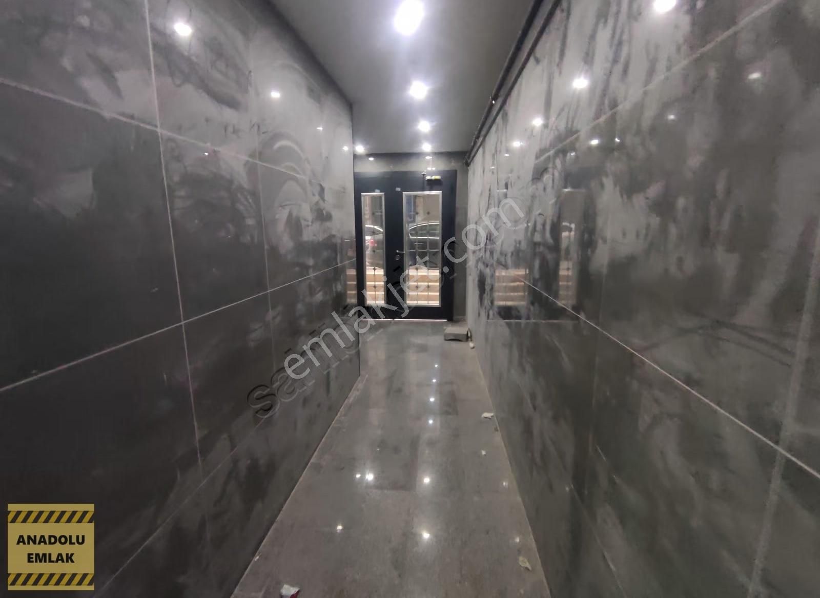 Satılık 3+1 Sıfır Ara Kat Geniş Daire Ebeveyn Banyolu Balkonlu - Görsel 11