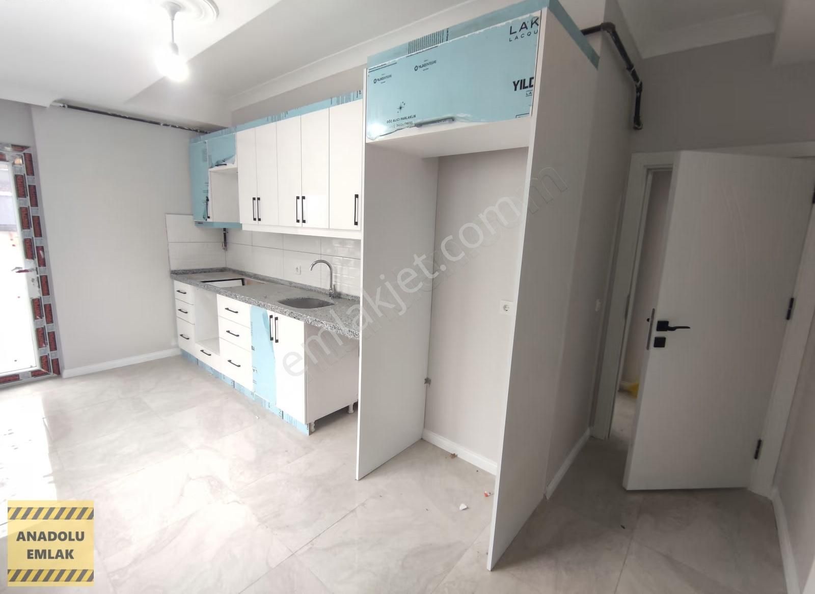 Satılık 3+1 Sıfır Ara Kat Geniş Daire Ebeveyn Banyolu Balkonlu - Görsel 18