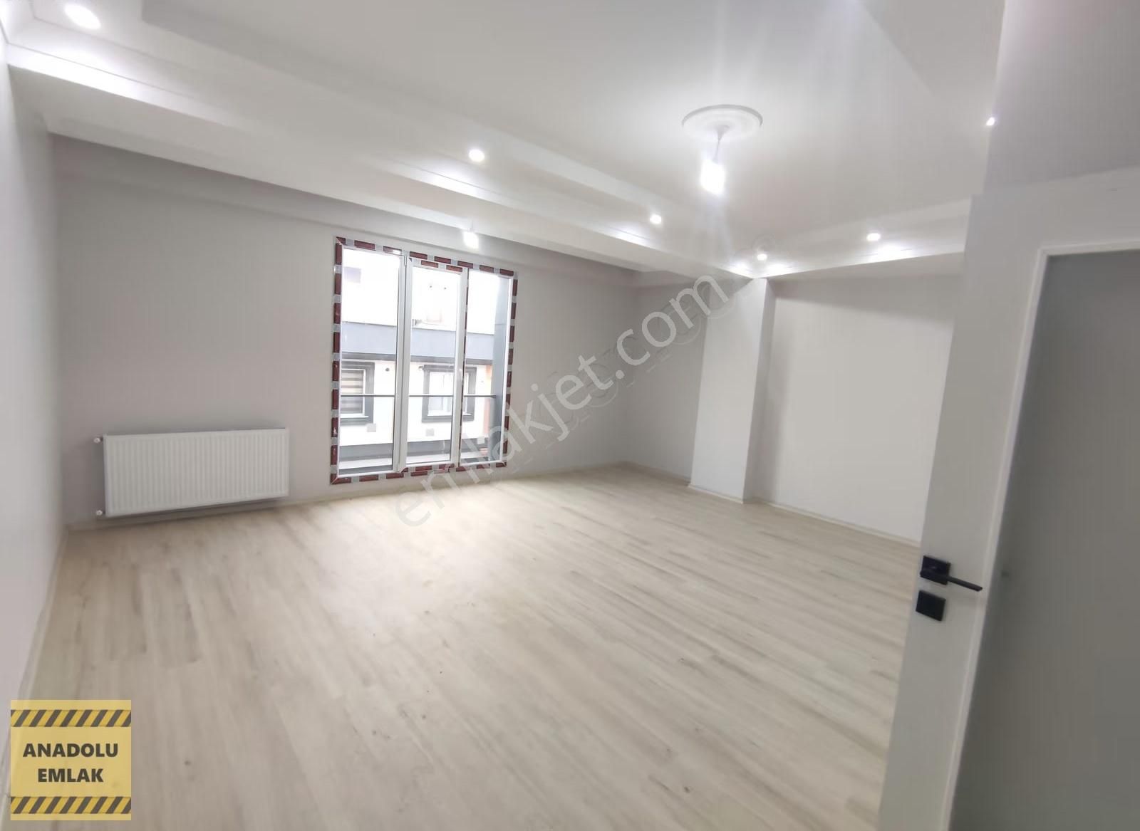 Satılık 3+1 Sıfır Ara Kat Geniş Daire Ebeveyn Banyolu Balkonlu