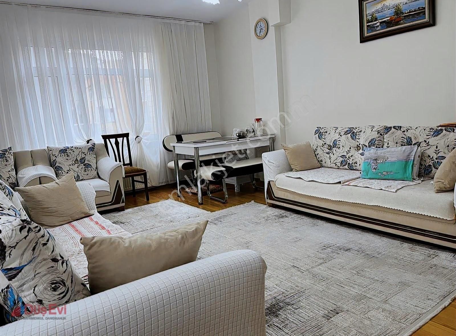 Bağcılar Yıldıztepe Mh. 2+1 Bakımlı Daire
