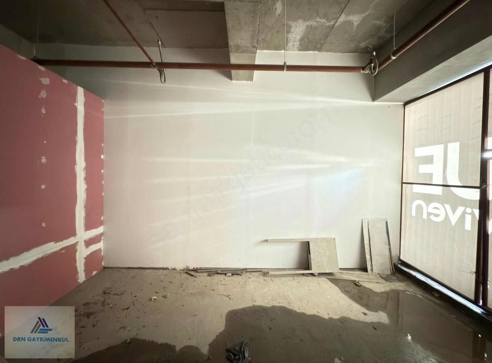 Bornova Viven Vogue'de Kiralık Cadde Üzeri 3 Dükkan (488m²) - Görsel 22