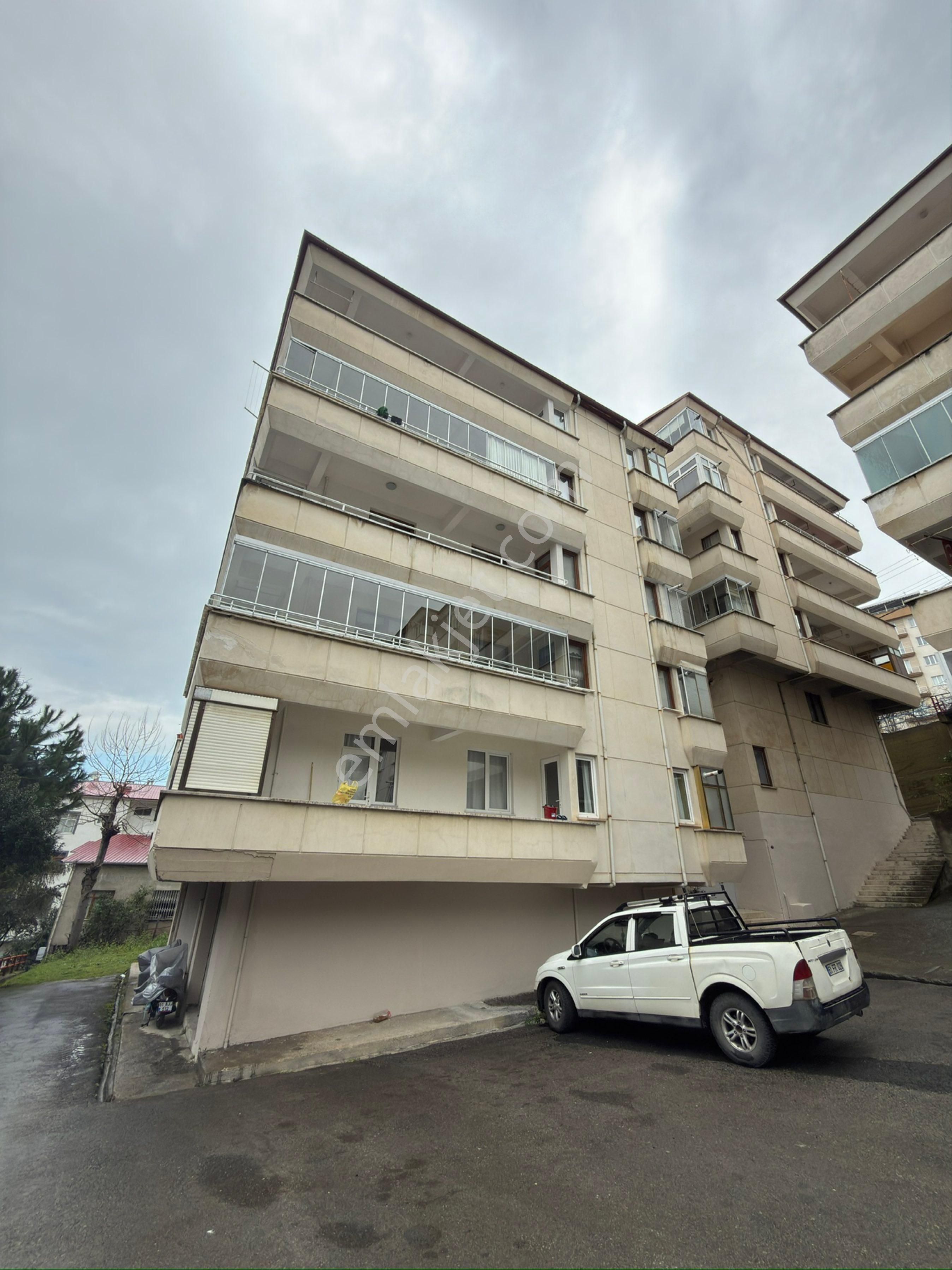 Trabzon Ahi Evren Hastane Yanı Eşyalı Daire