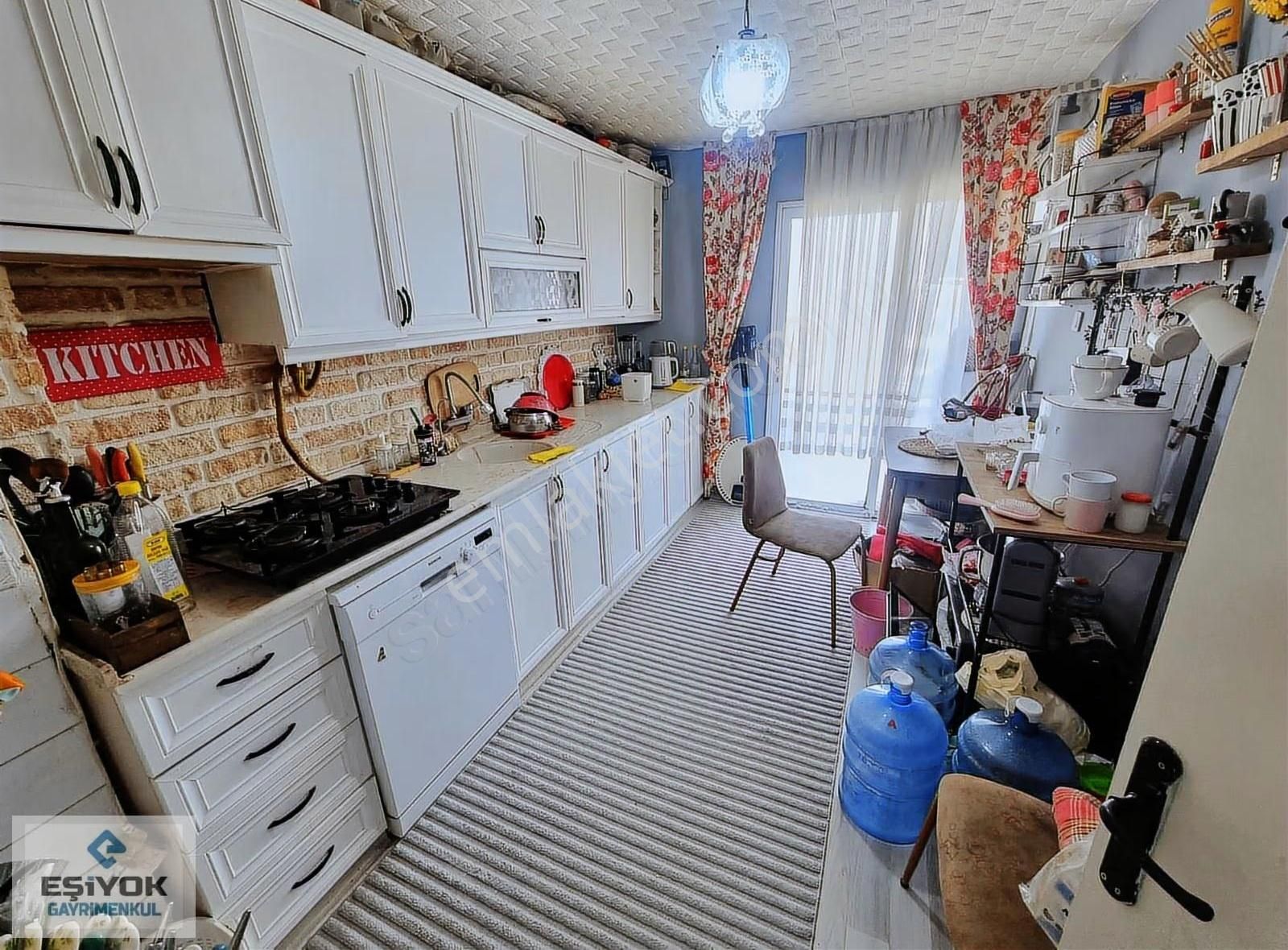 Torbalı Cumhuriyet Mahallesi'nde 2+1 Barış Yapı Sitesinde - Görsel 7