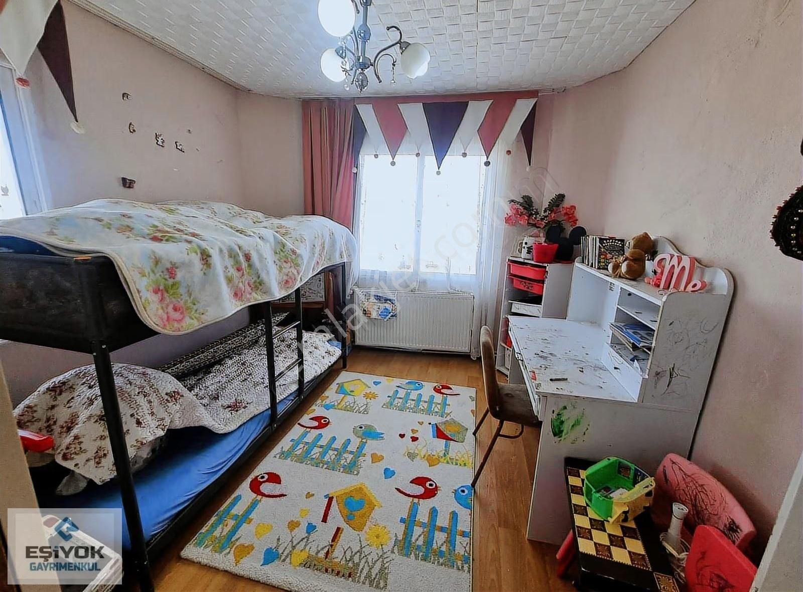 Torbalı Cumhuriyet Mahallesi'nde 2+1 Barış Yapı Sitesinde - Görsel 6