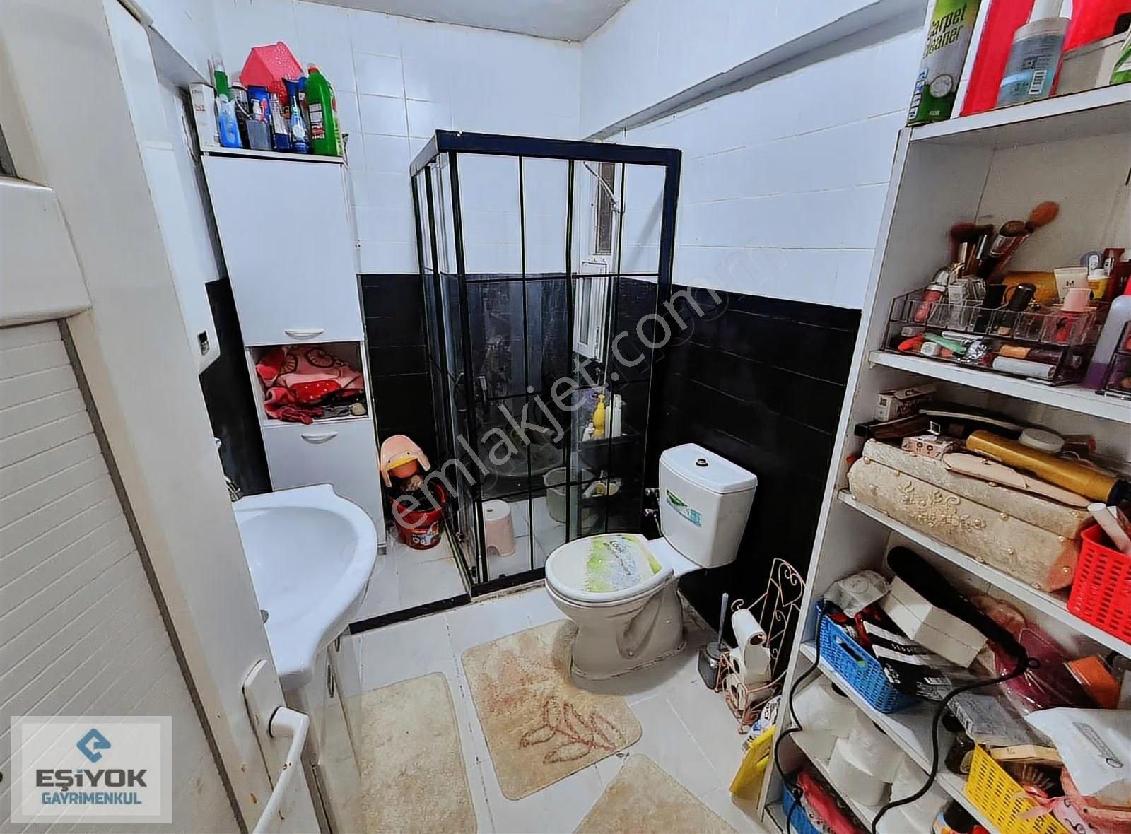 Torbalı Cumhuriyet Mahallesi'nde 2+1 Barış Yapı Sitesinde - Görsel 11