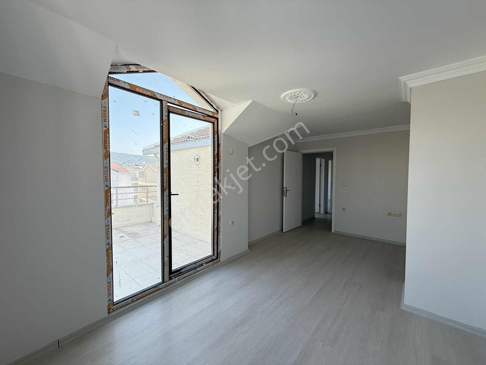 Civanoğlu Ndan Nilüfer Akçalar'da Kat Mülkiyetli 3+1 Dubleks - Görsel 5