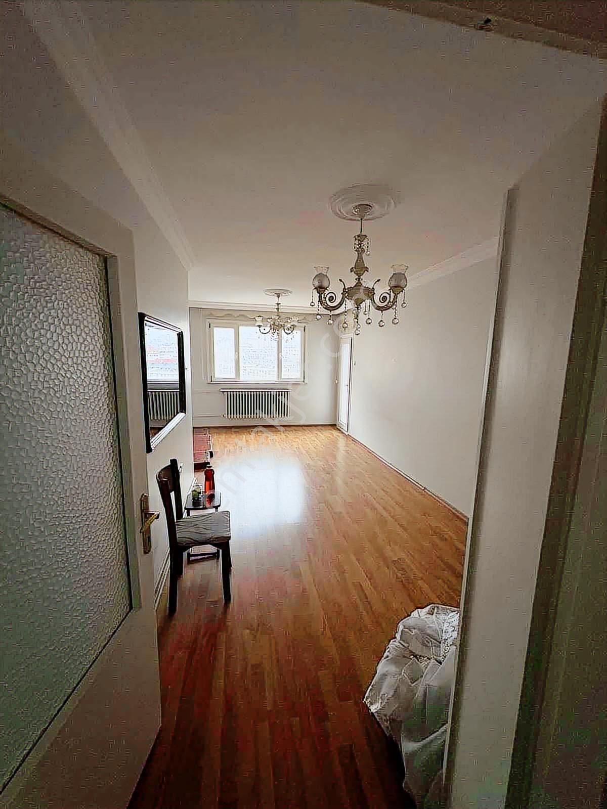 Seven Gayrimenkul'den Maltepe Derviş Bey Sitesi Kiralık 3+1 - Görsel 2